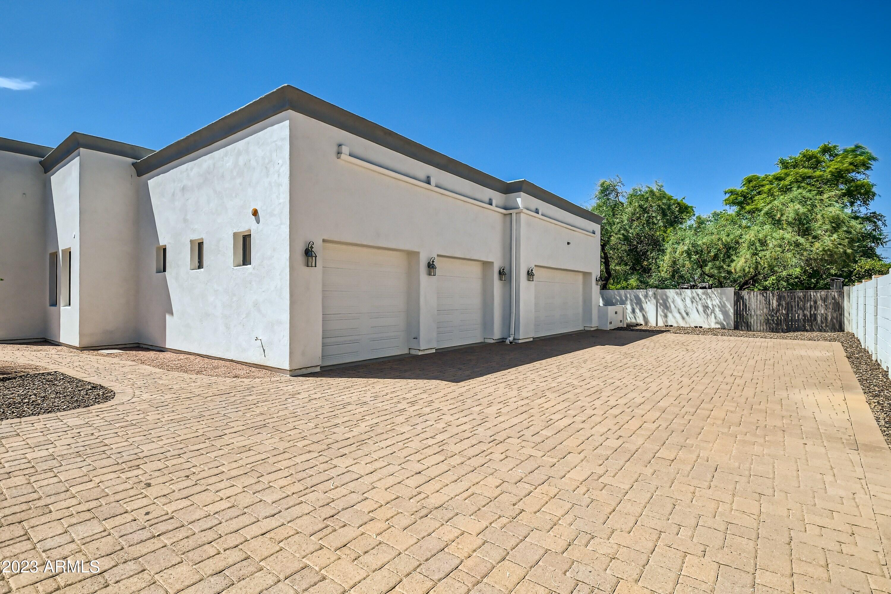 SUNDOWN RANCHOS 2 - Residential