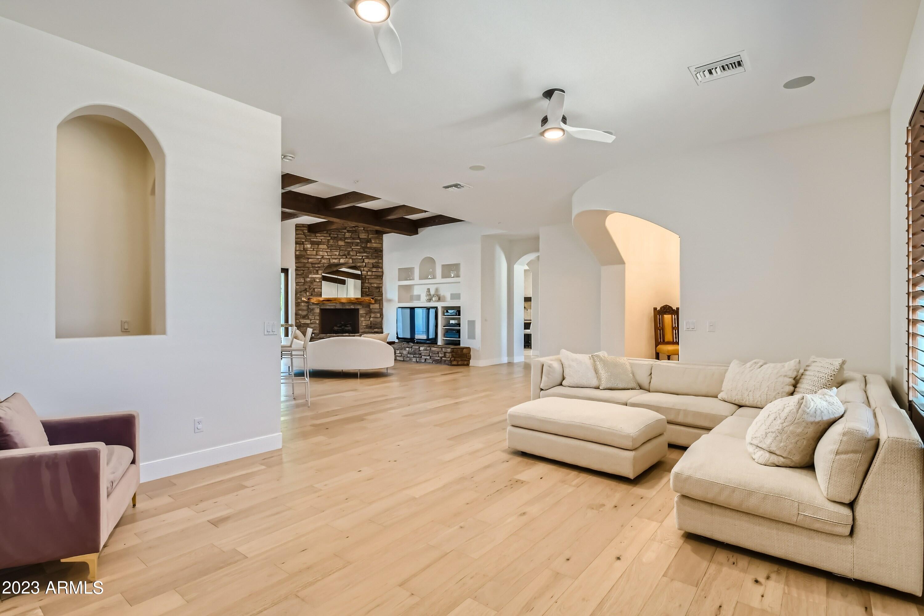 SUNDOWN RANCHOS 2 - Residential