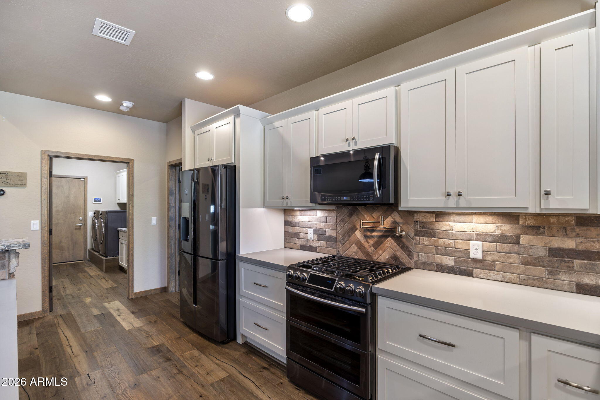 MOUNTAIN GATE UNIT 1 - Residential