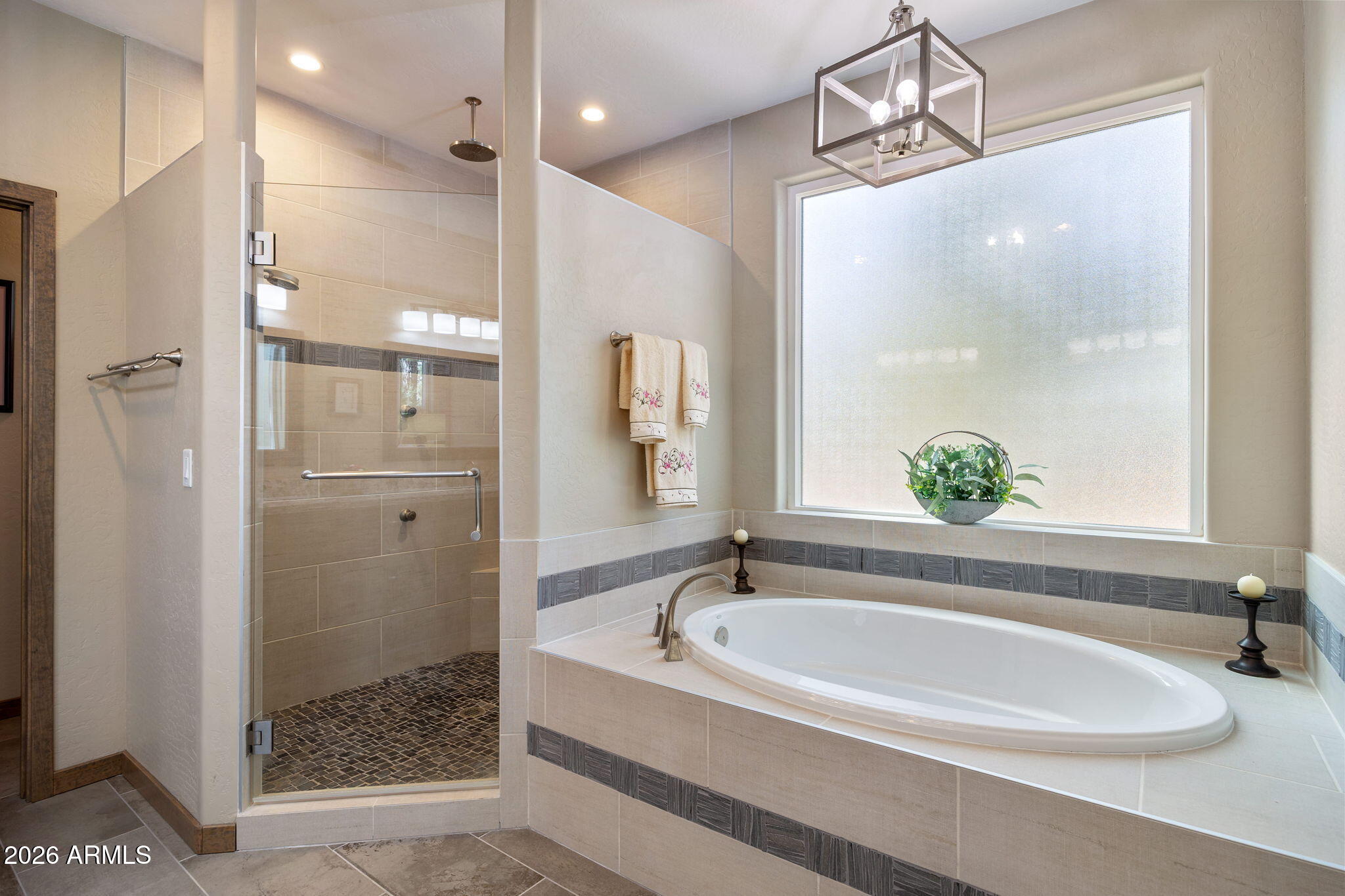 MOUNTAIN GATE UNIT 1 - Residential