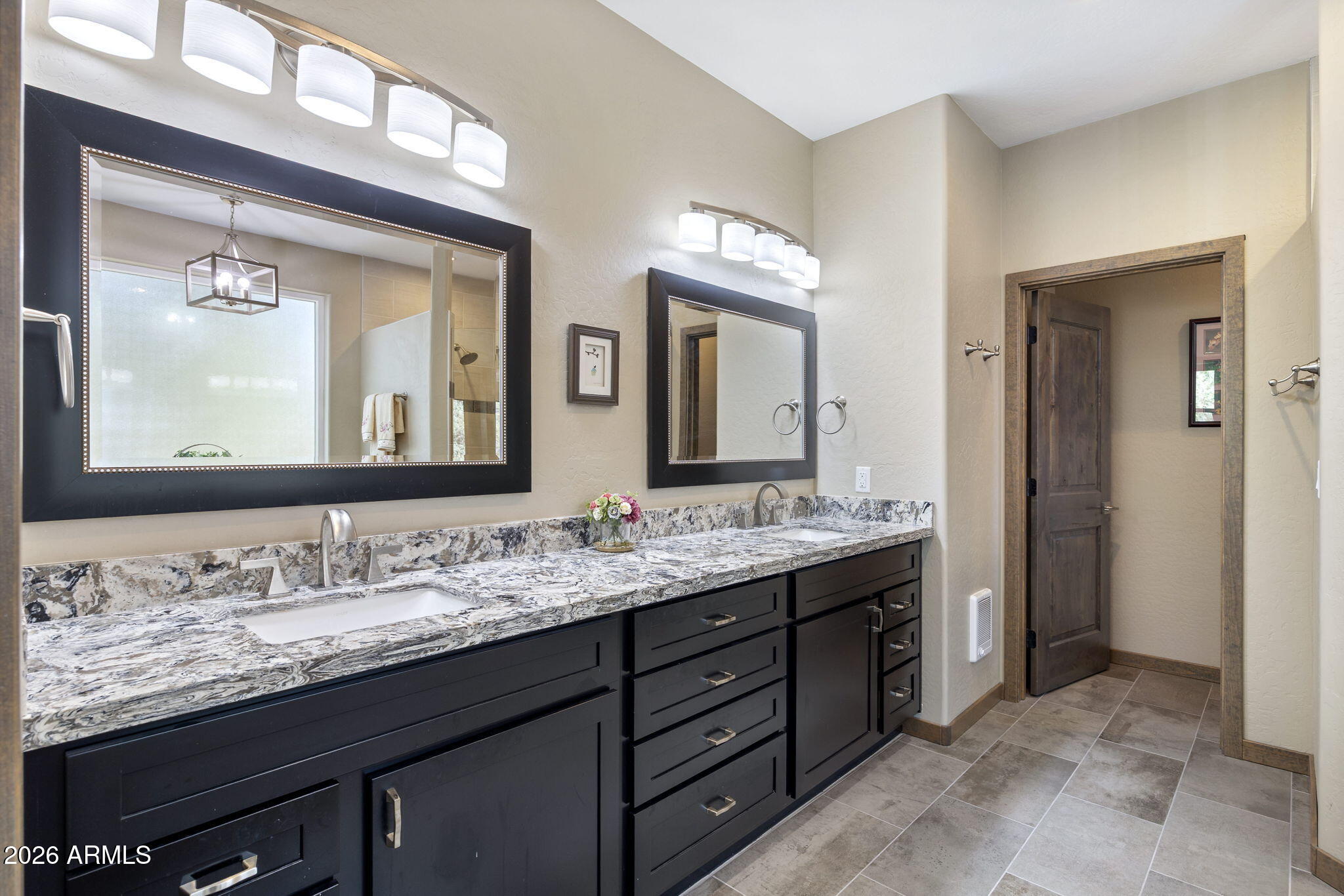 MOUNTAIN GATE UNIT 1 - Residential