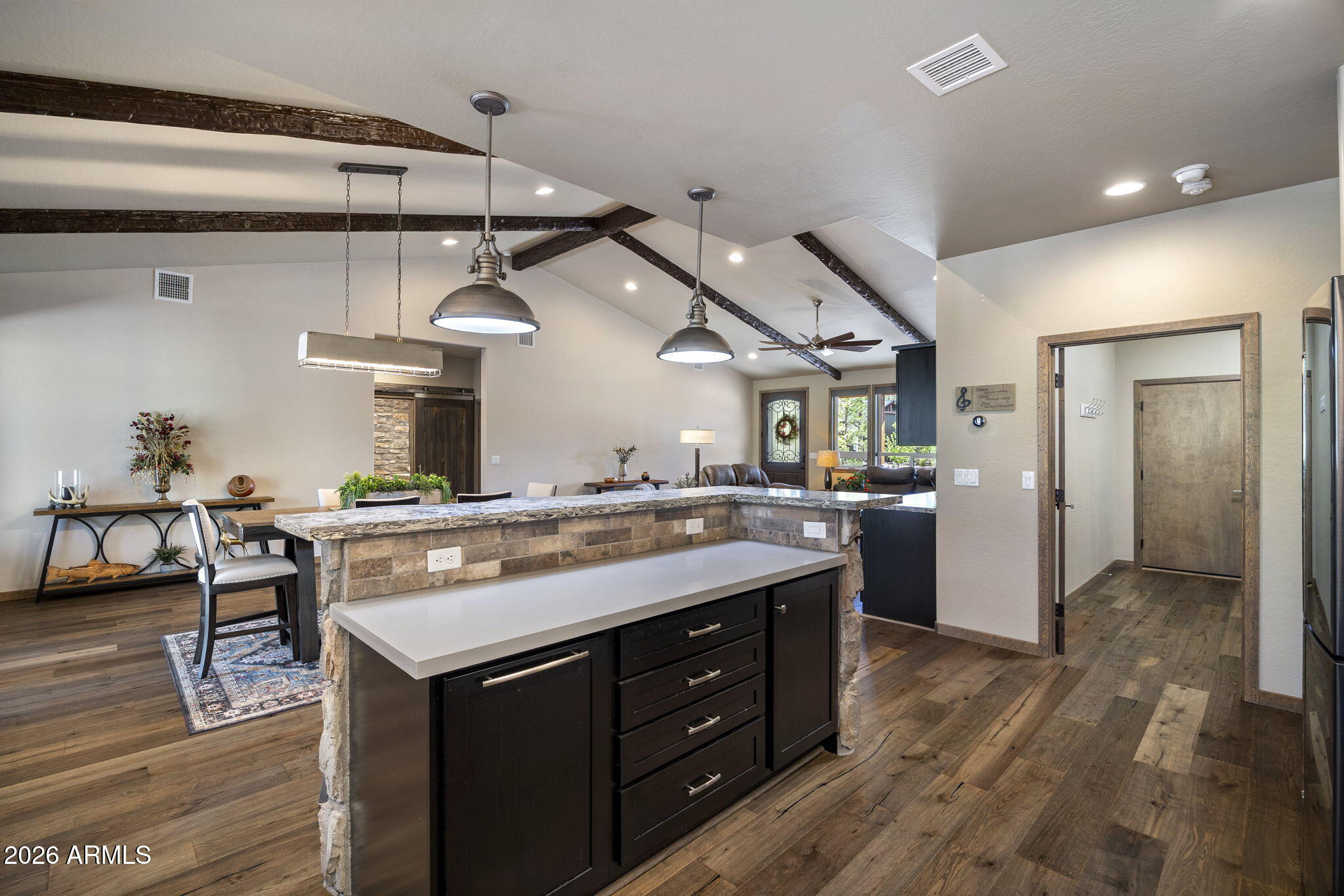 MOUNTAIN GATE UNIT 1 - Residential