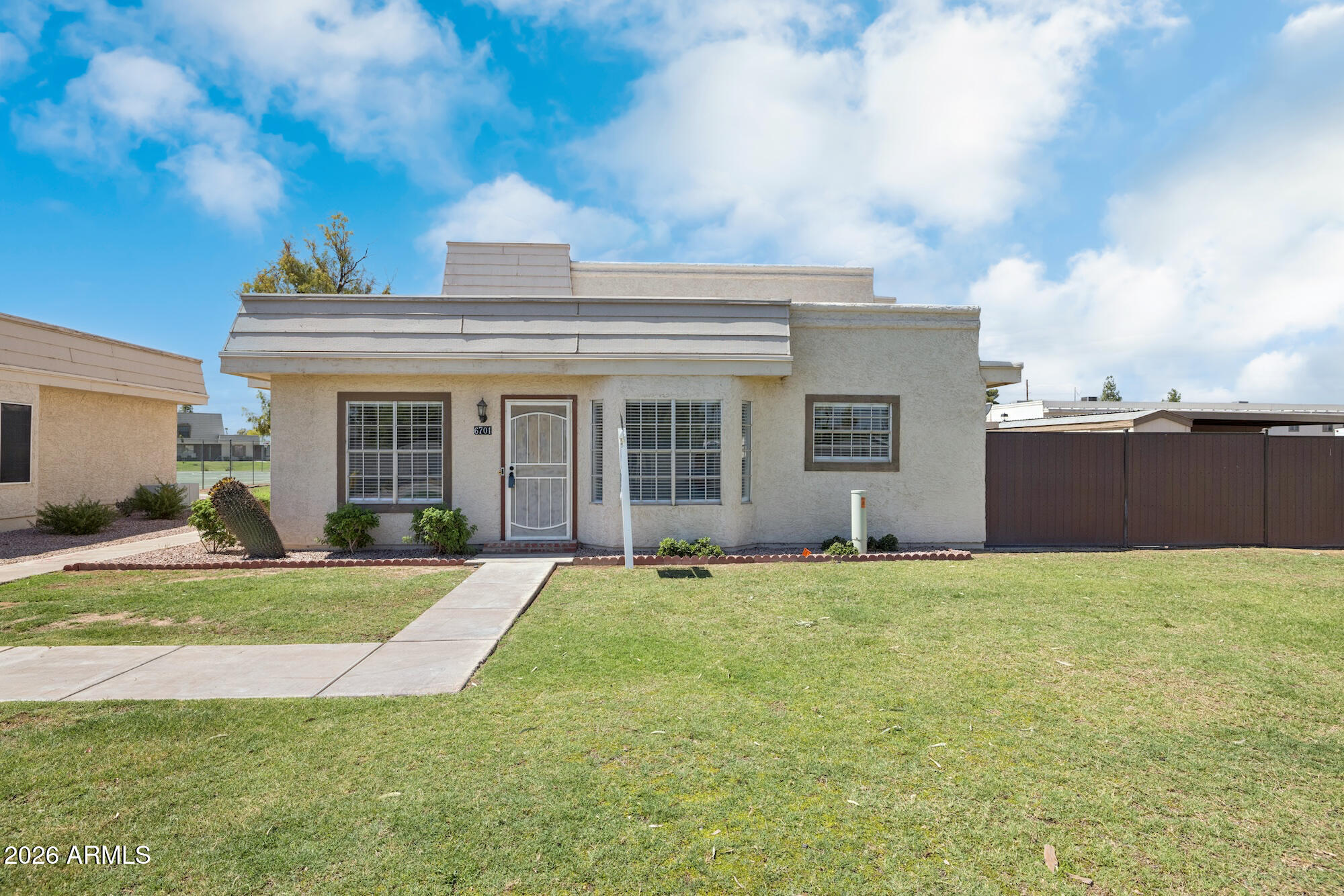 PARK PREMIERE SOUTH TOWNHOUSES - Residential
