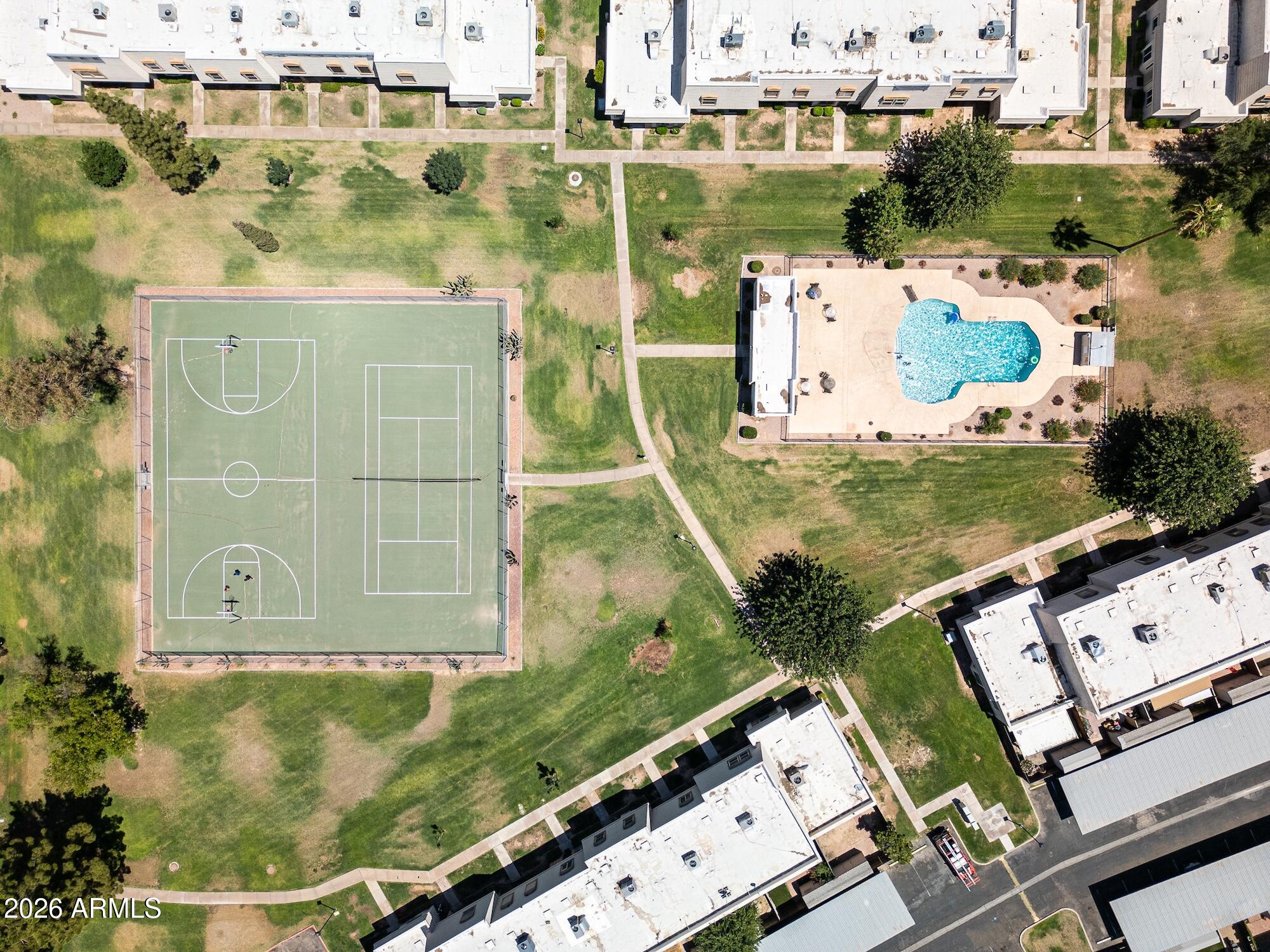 PARK PREMIERE SOUTH TOWNHOUSES - Residential