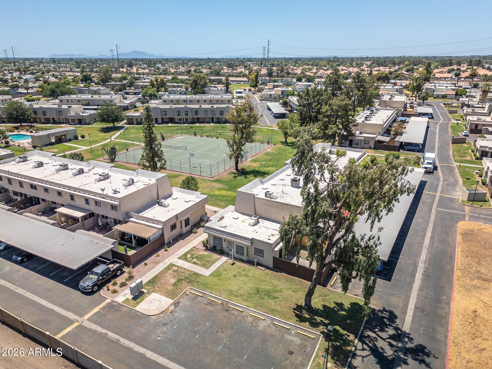 PARK PREMIERE SOUTH TOWNHOUSES - Residential