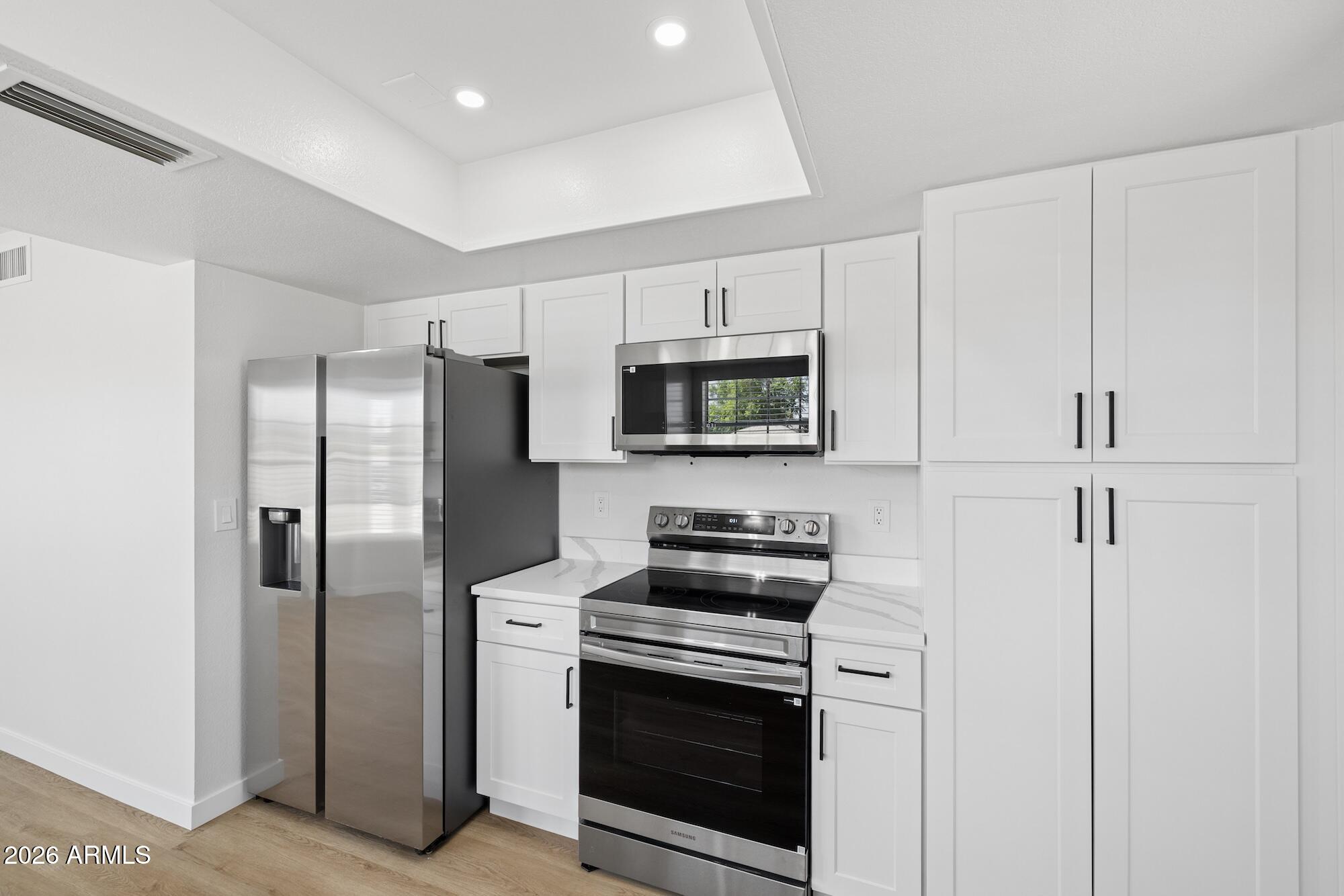 PARK PREMIERE SOUTH TOWNHOUSES - Residential