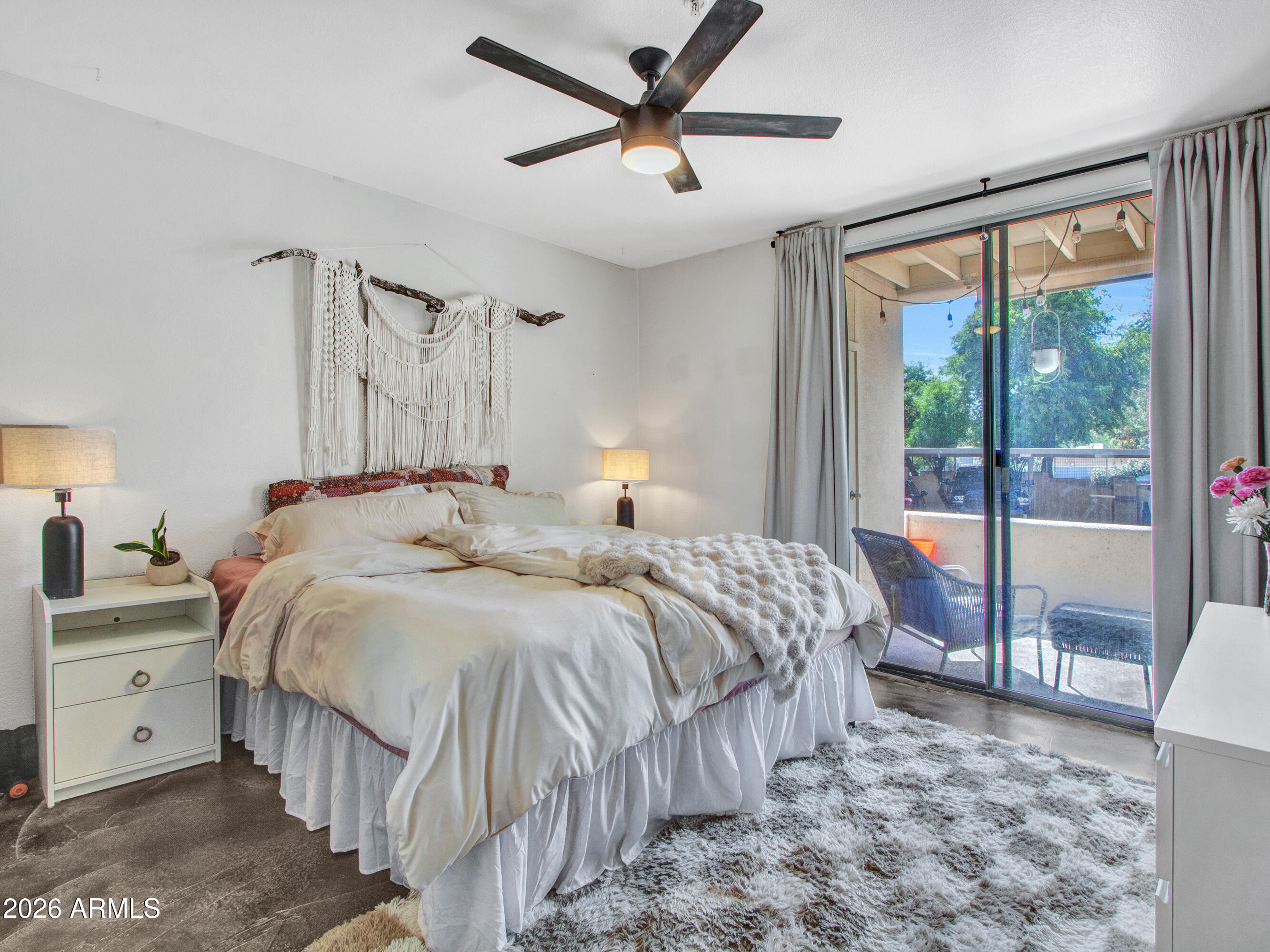 LAS BRISAS CONDOMINIUMS - Residential