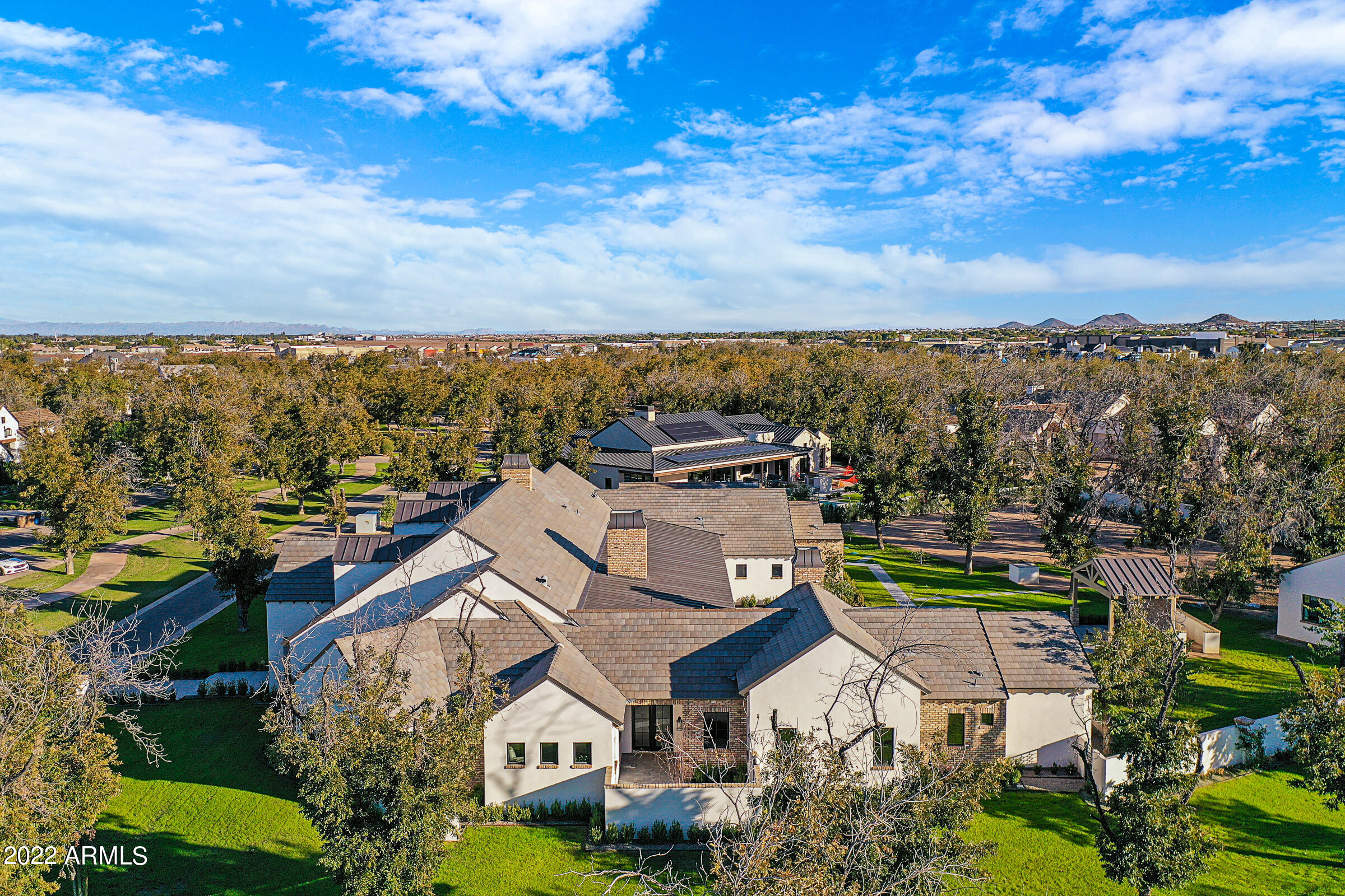 PECAN LIGHTS - Residential