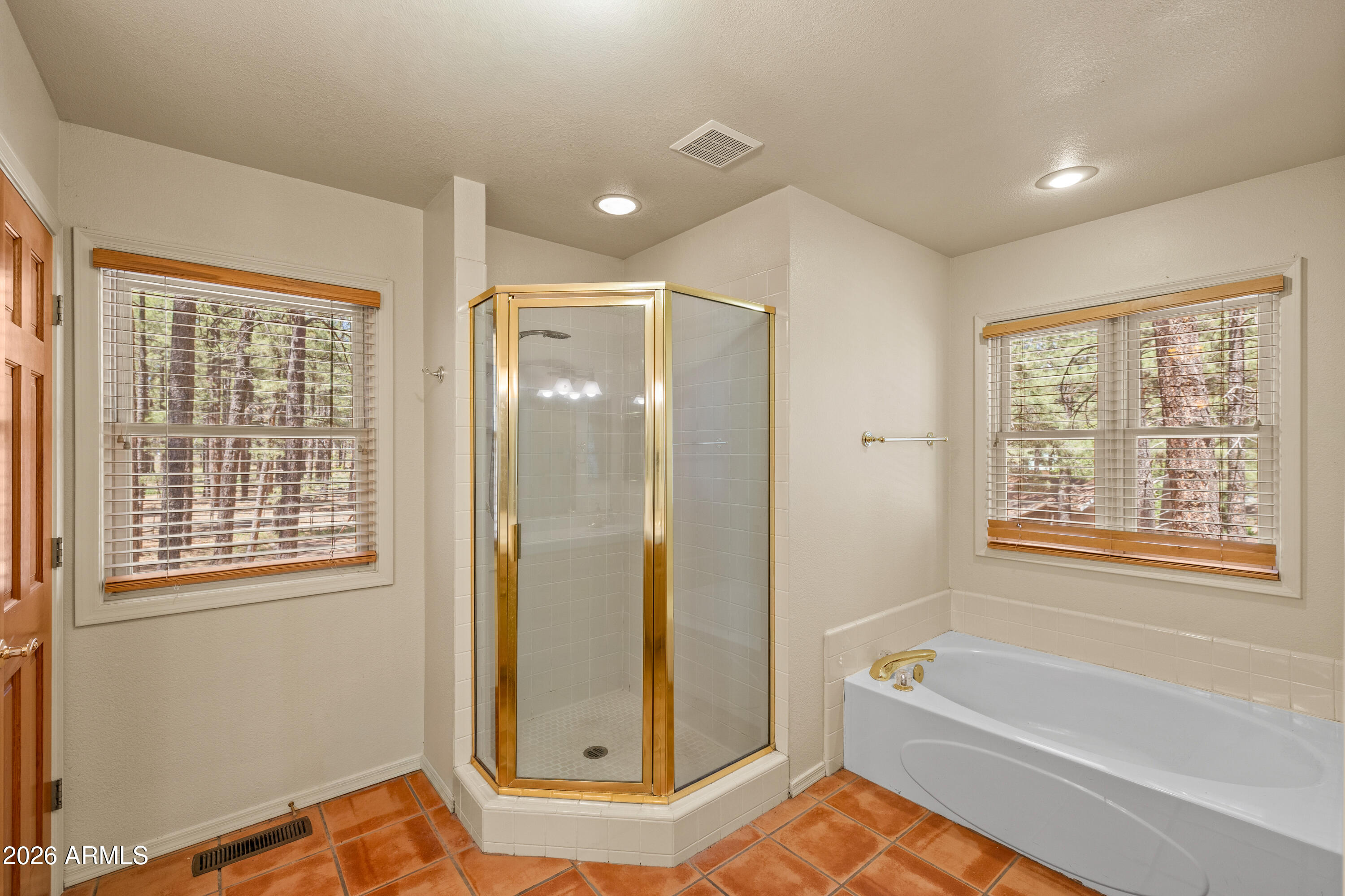 EQUESTRIAN EST AT THE FLAGSTAFF RIDING CLUB RESUB - Residential