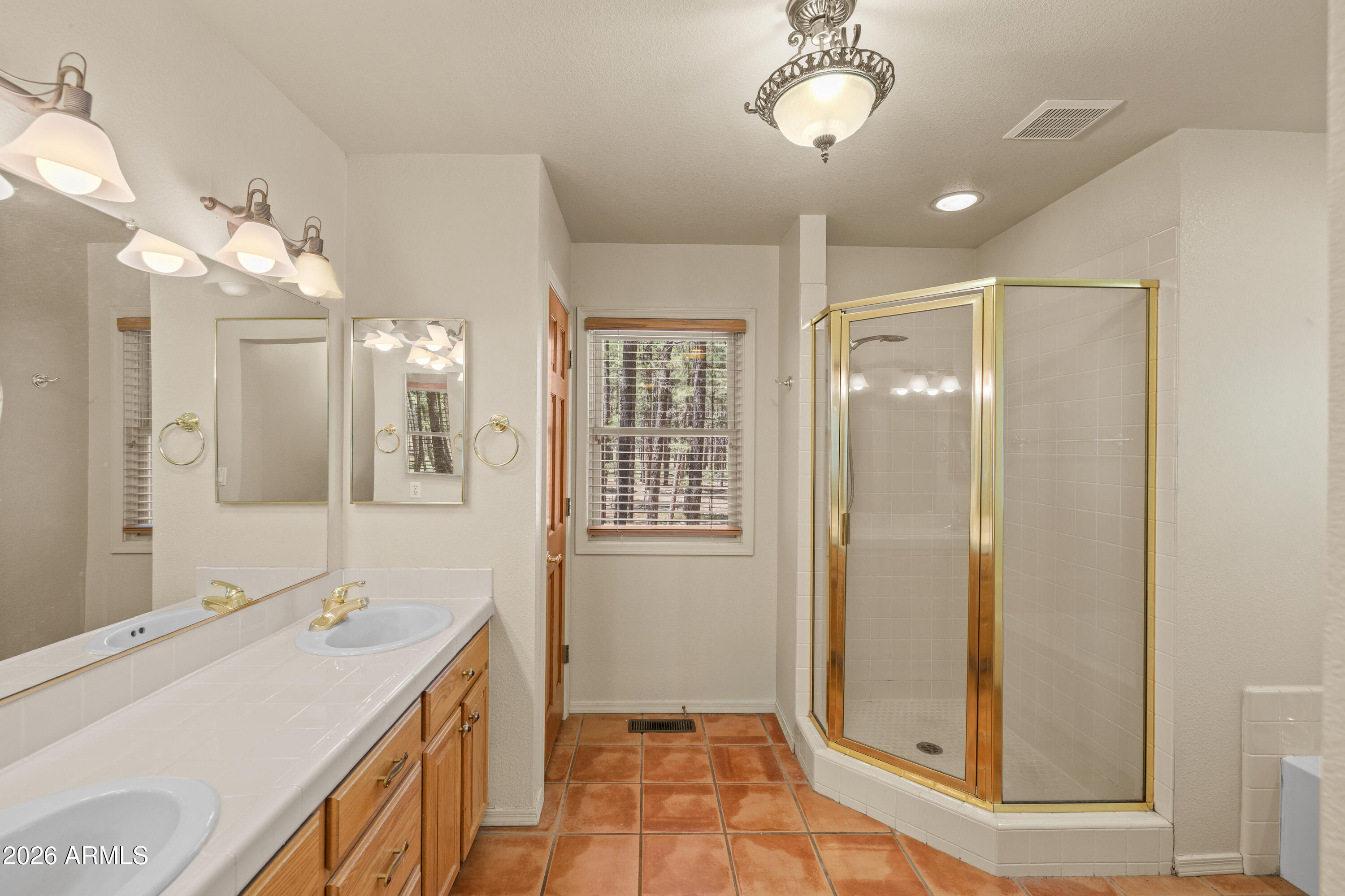 EQUESTRIAN EST AT THE FLAGSTAFF RIDING CLUB RESUB - Residential