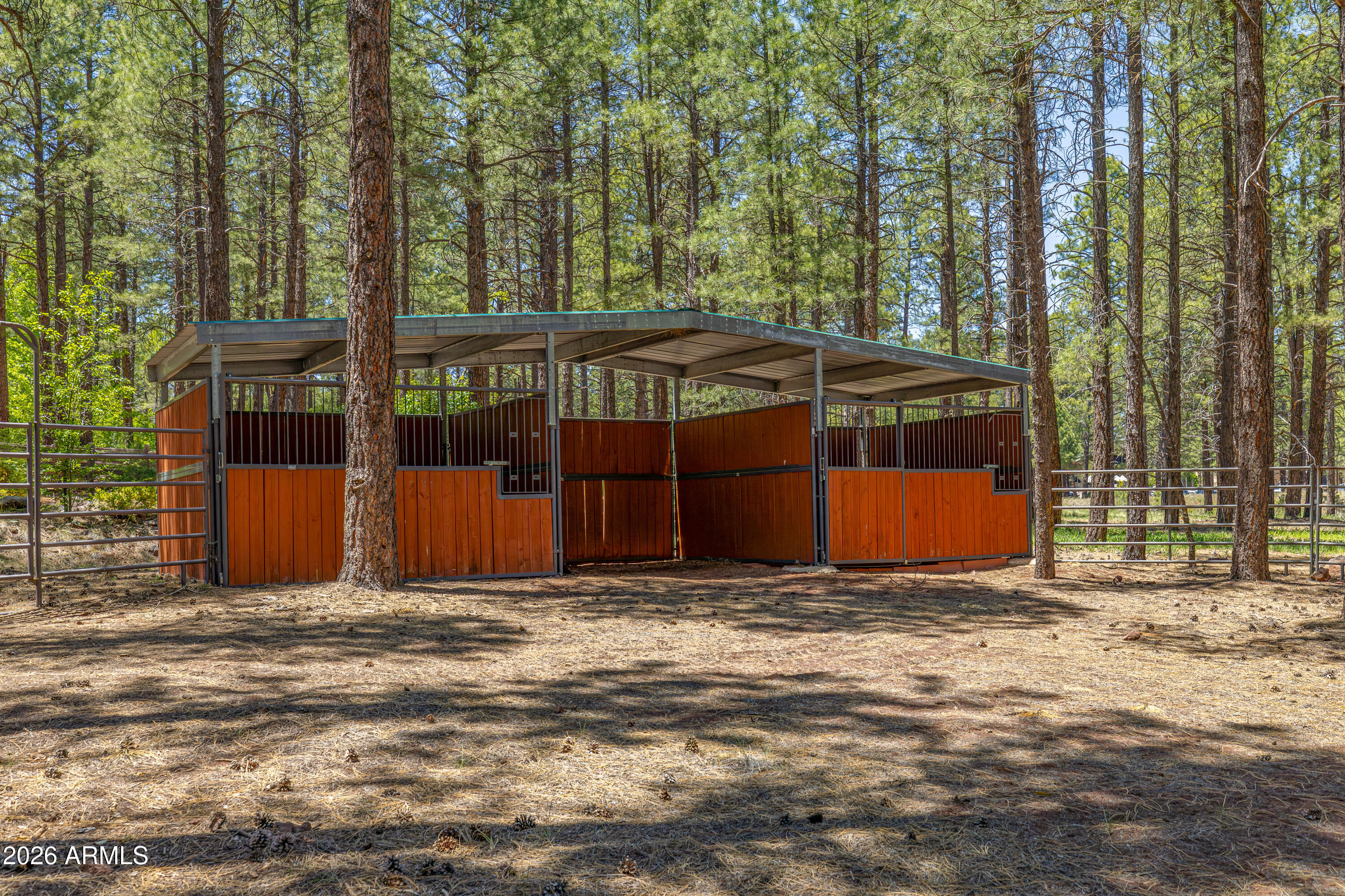 EQUESTRIAN EST AT THE FLAGSTAFF RIDING CLUB RESUB - Residential