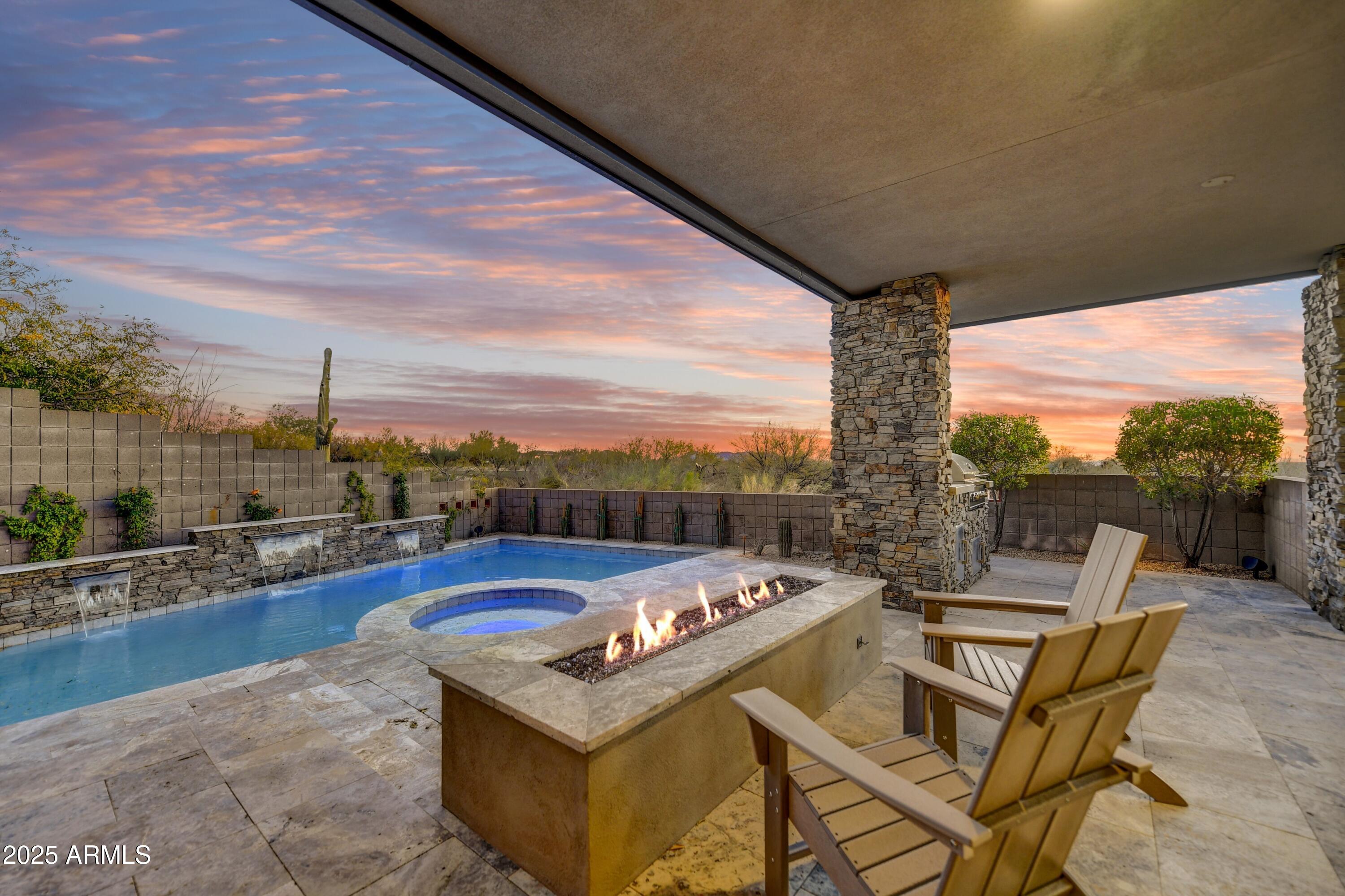 DESERT MOUNTAIN - Residential