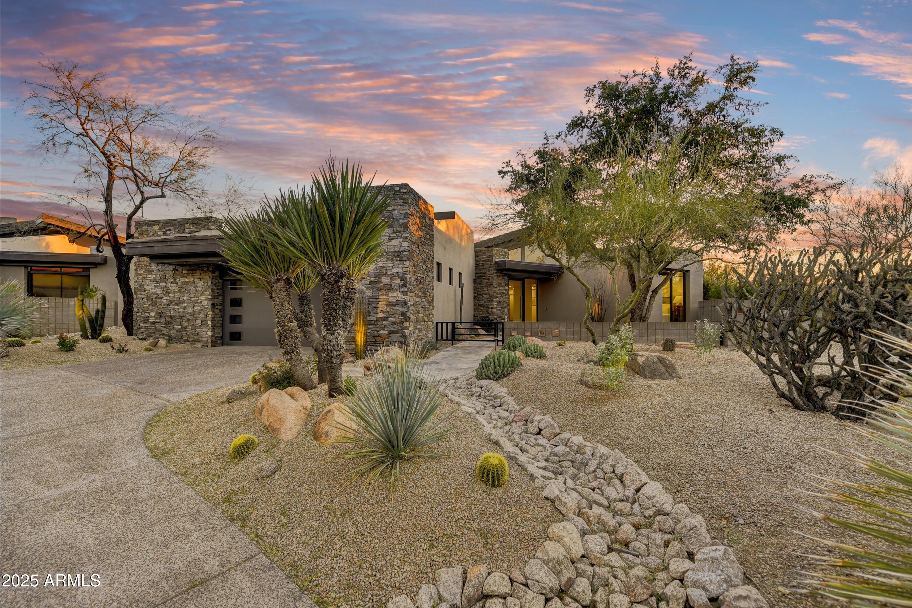 DESERT MOUNTAIN - Residential
