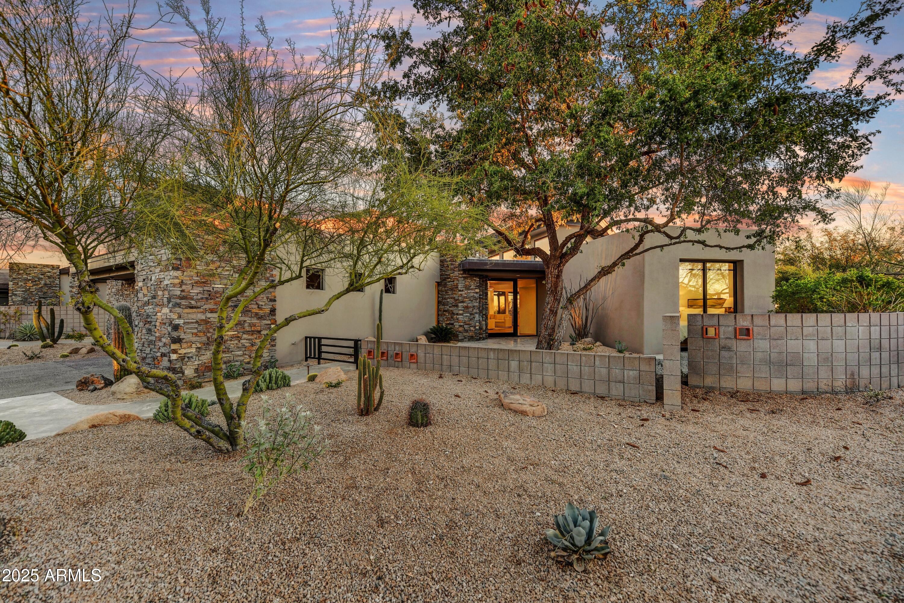 DESERT MOUNTAIN - Residential