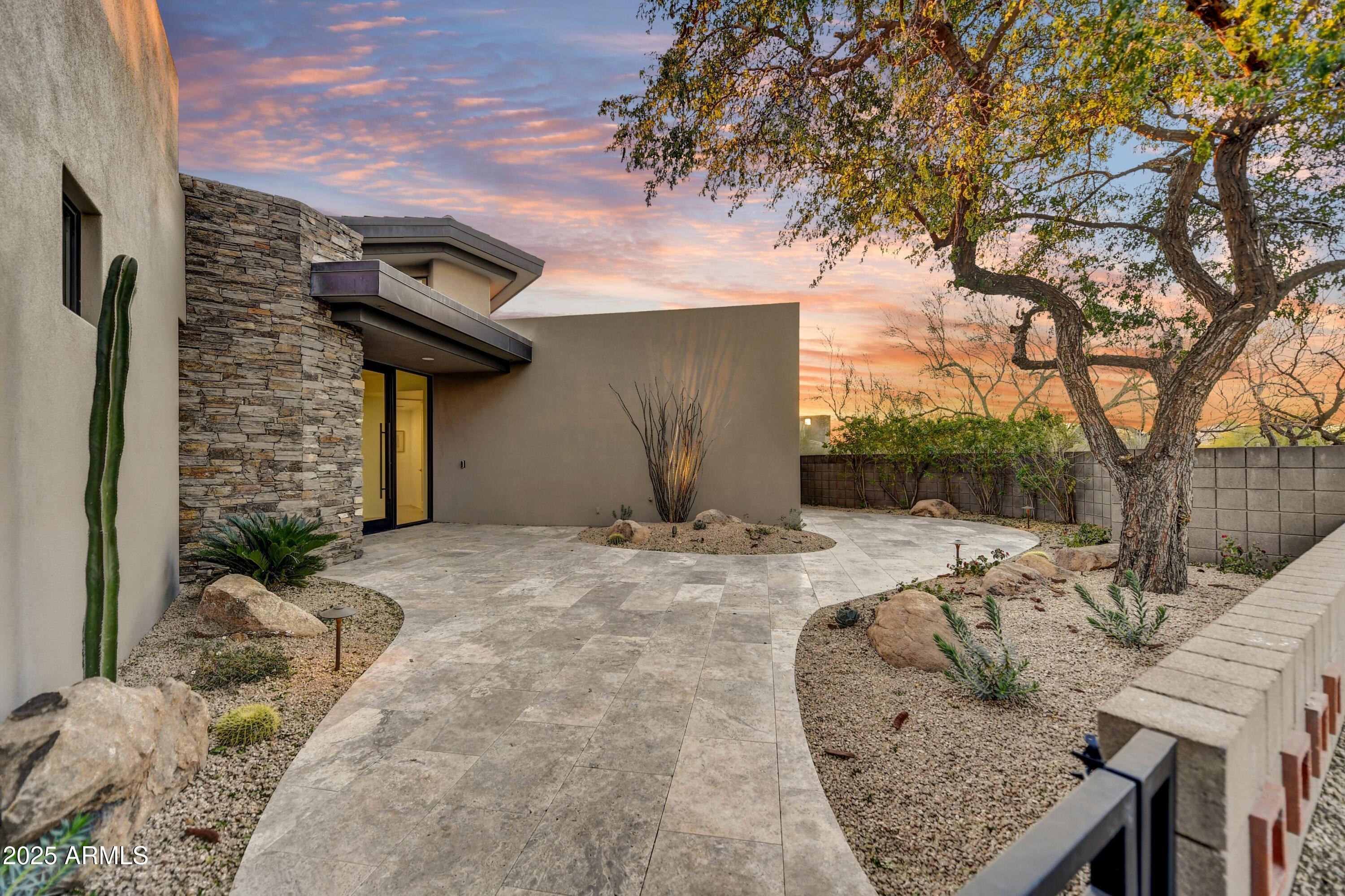 DESERT MOUNTAIN - Residential