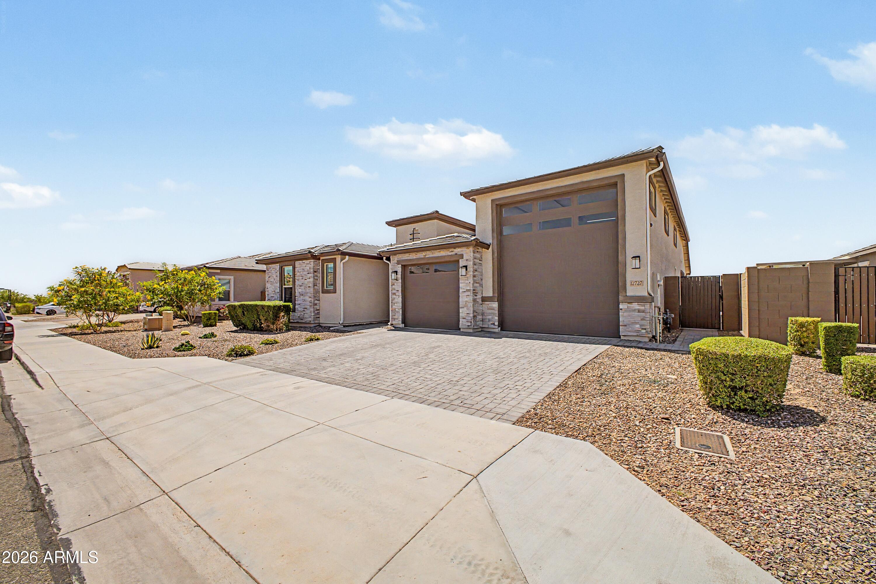 Falcon Ridge - Residential