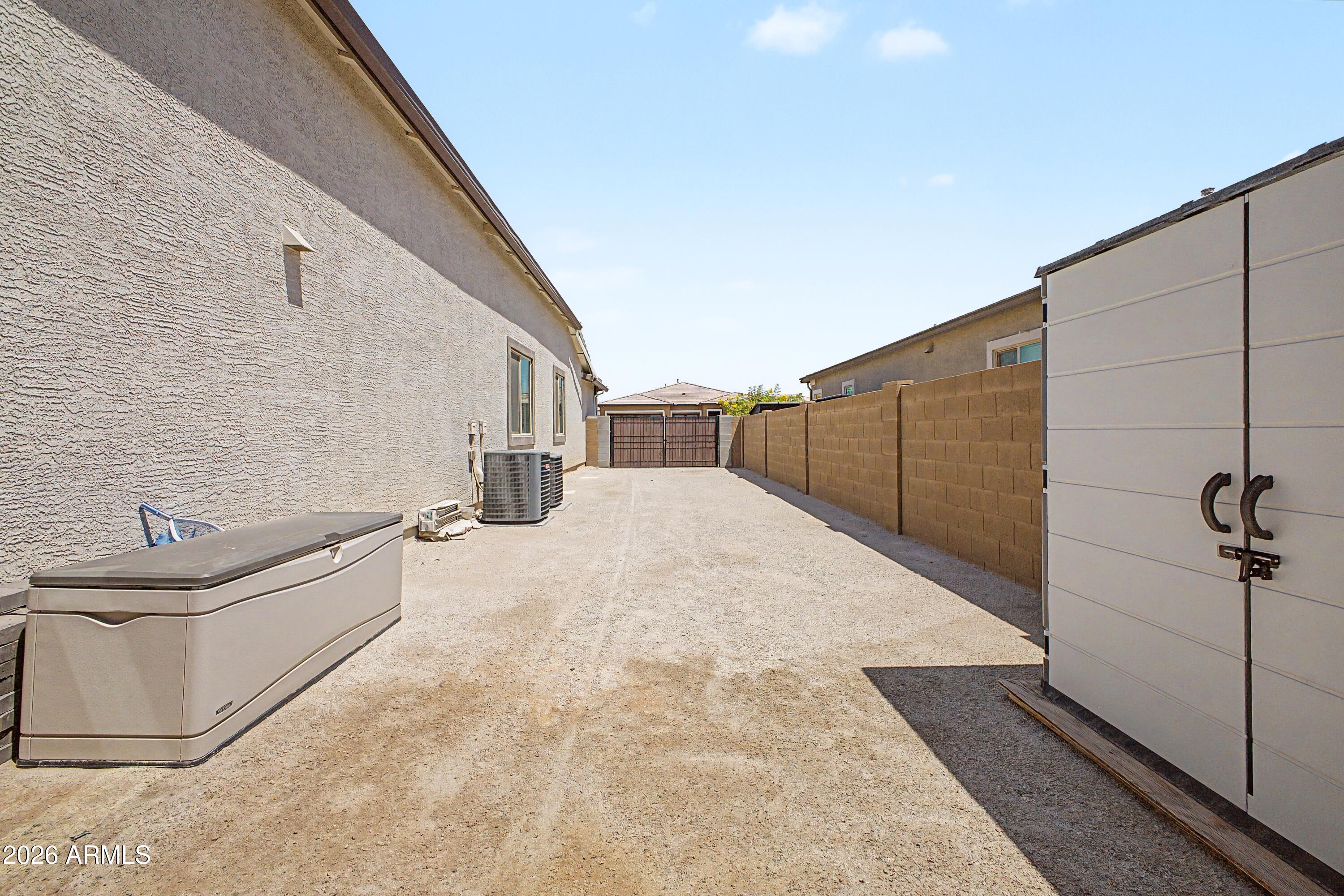 Falcon Ridge - Residential