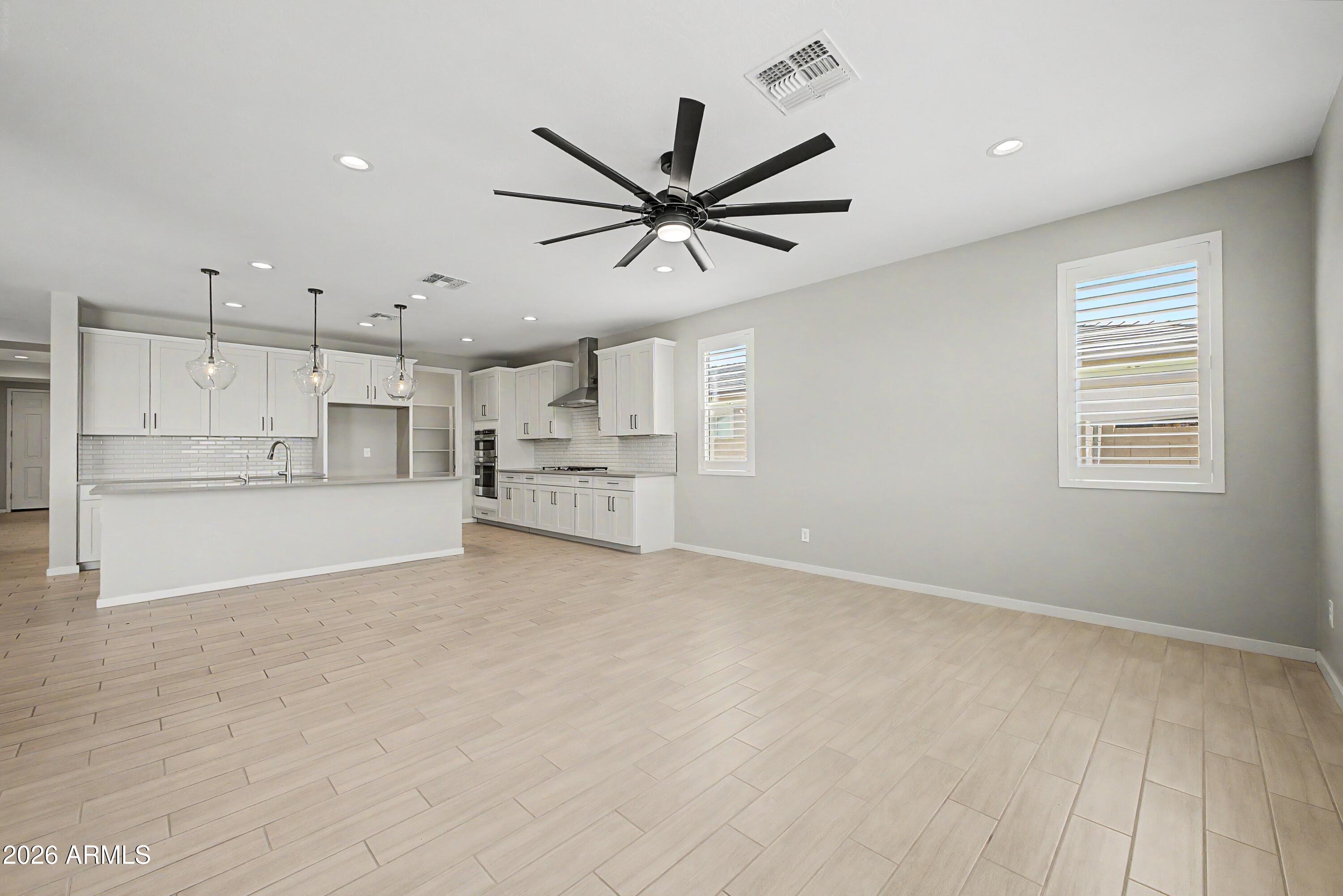 Falcon Ridge - Residential