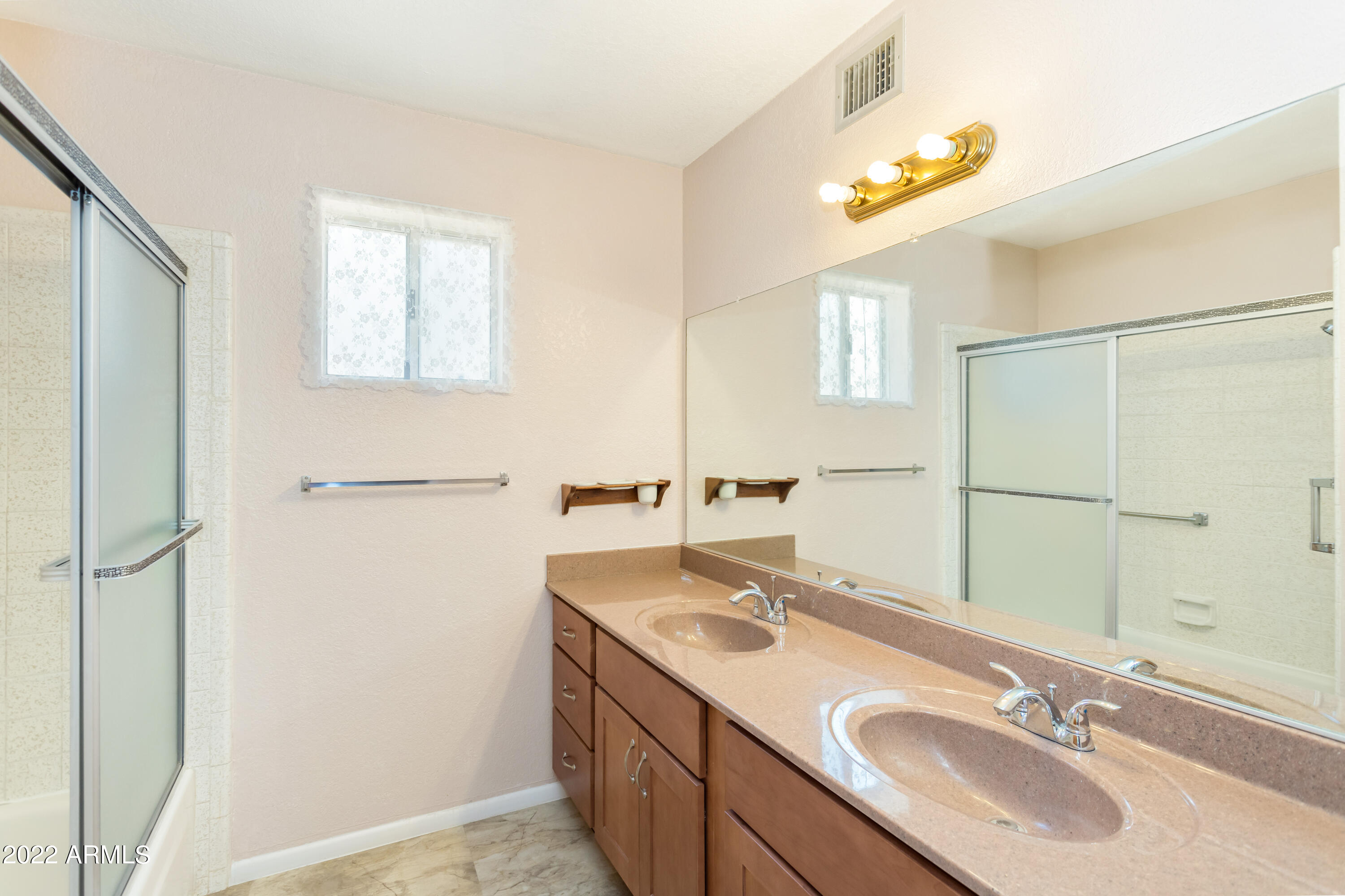 VISTA VILLAGE UNIT 3 - Residential