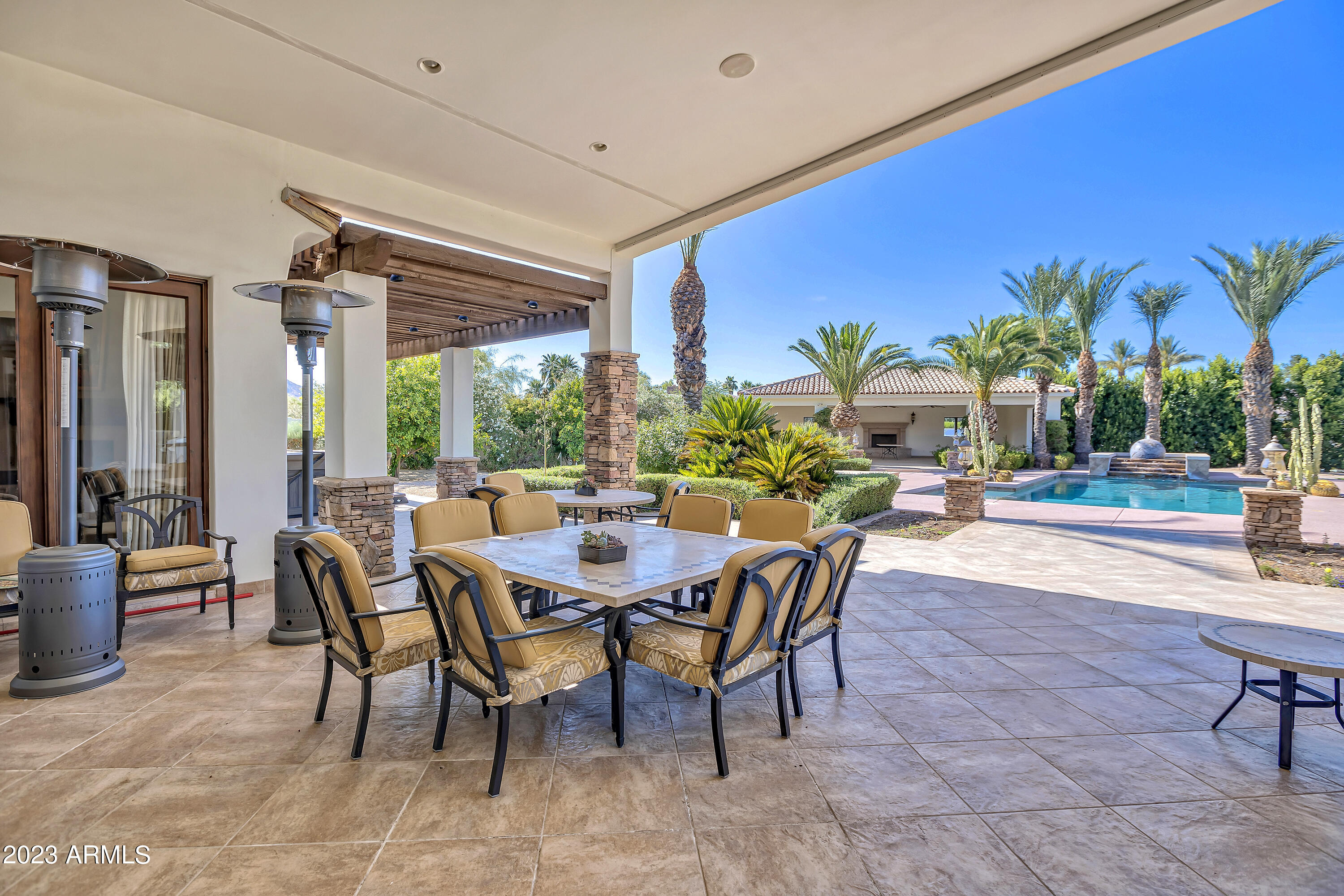 PV MANOR - Residential