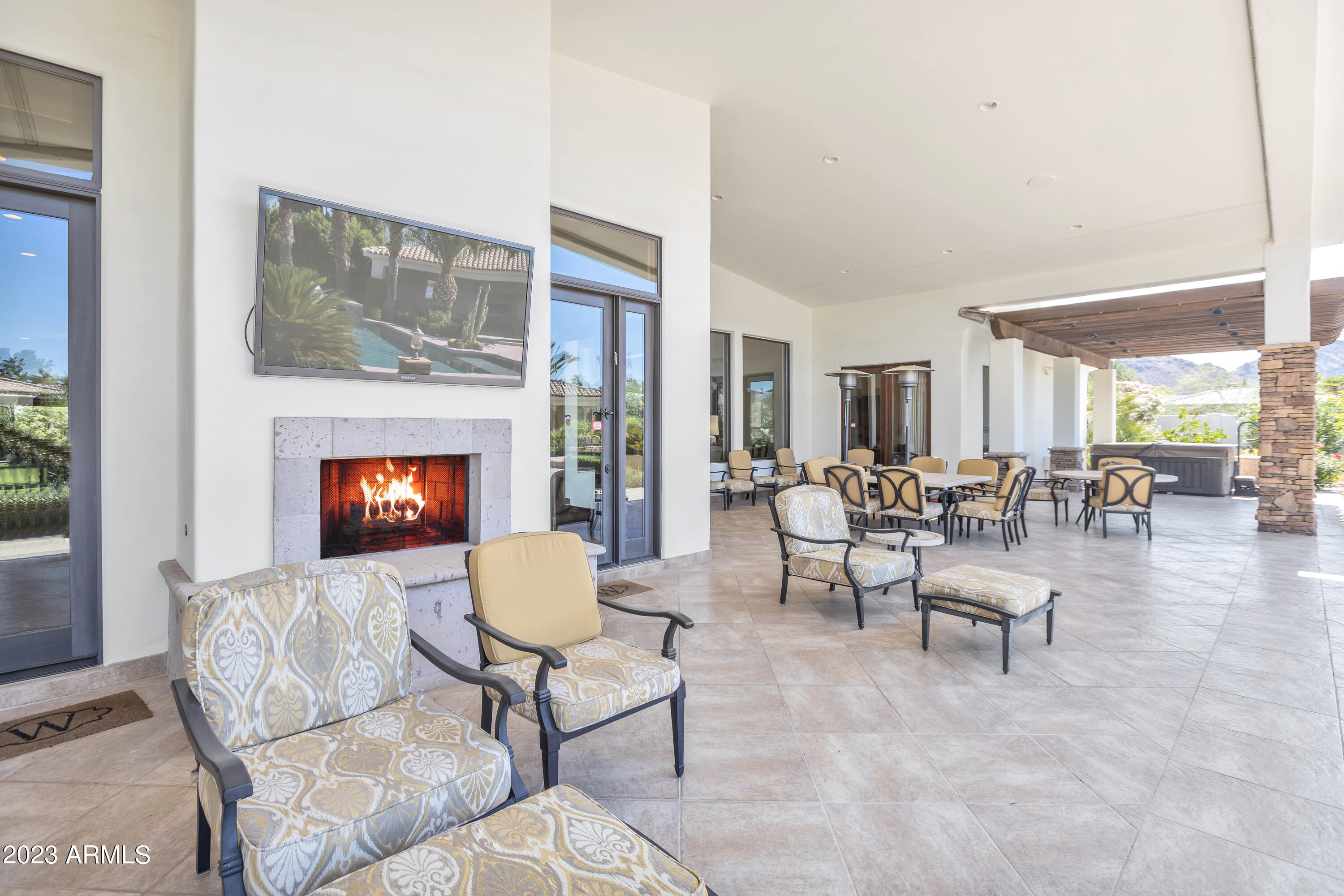 PV MANOR - Residential
