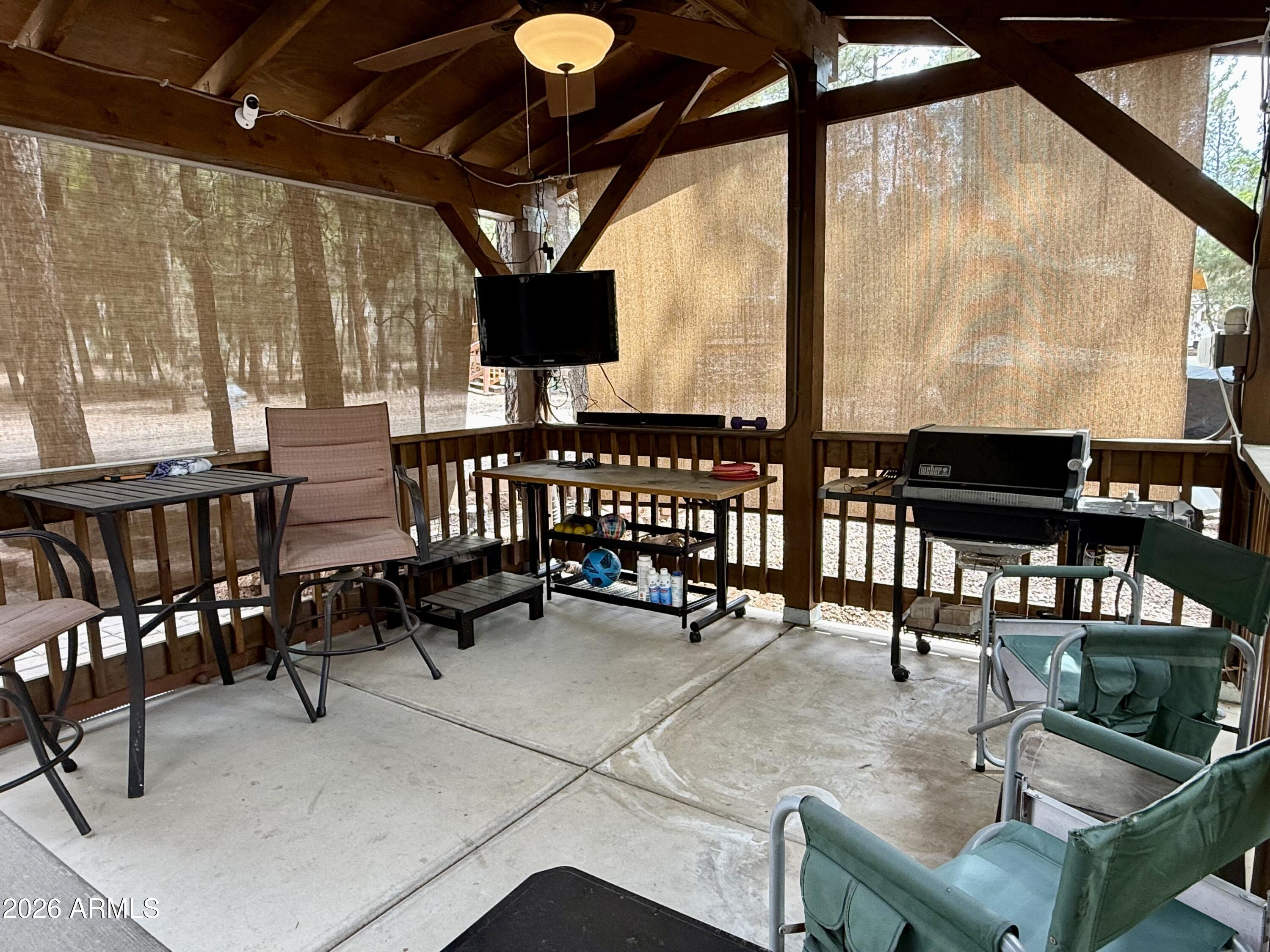 WHITE MOUNTAIN VACATION VILLAGE UNIT 2 - Residential