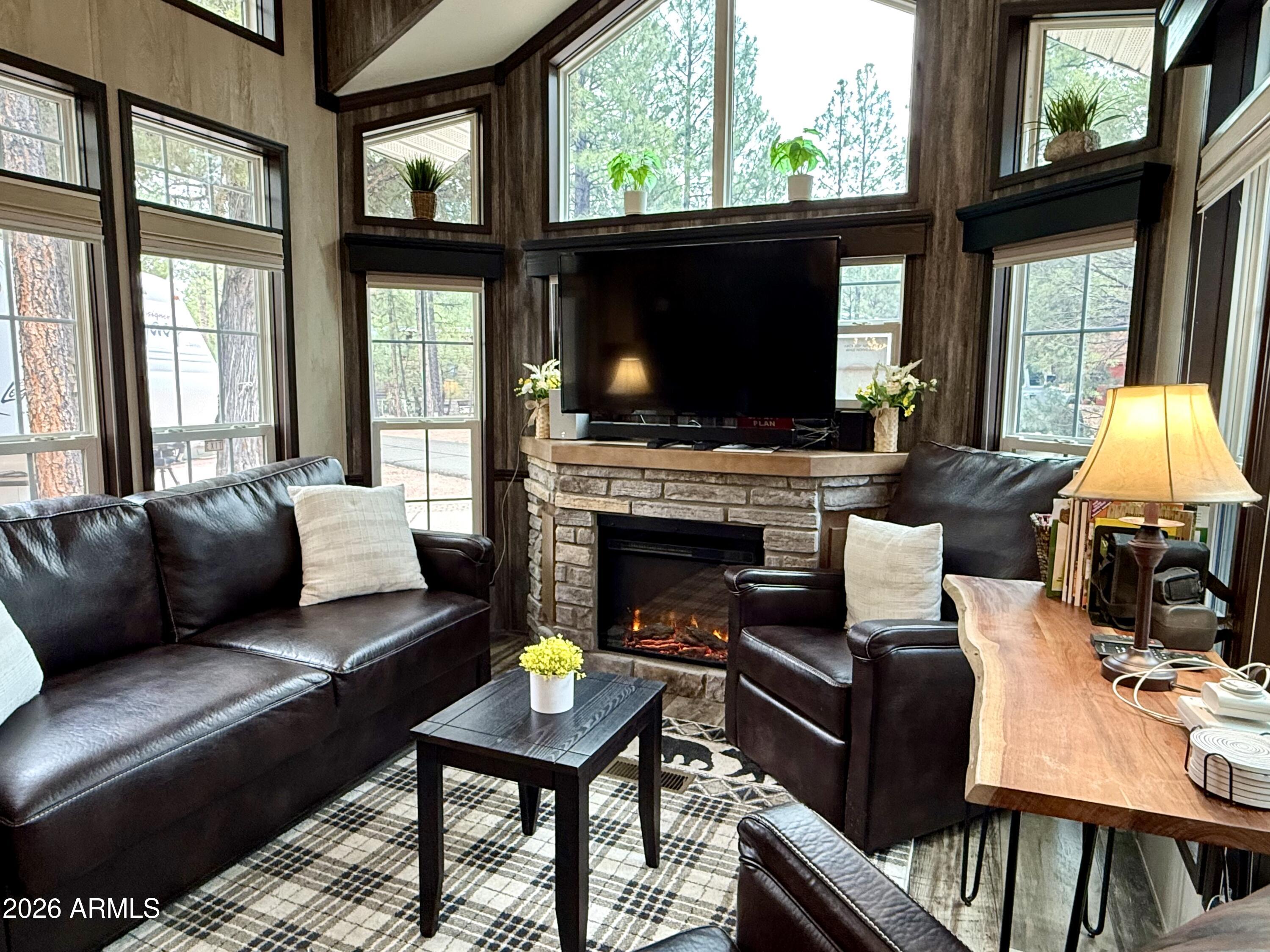 WHITE MOUNTAIN VACATION VILLAGE UNIT 2 - Residential