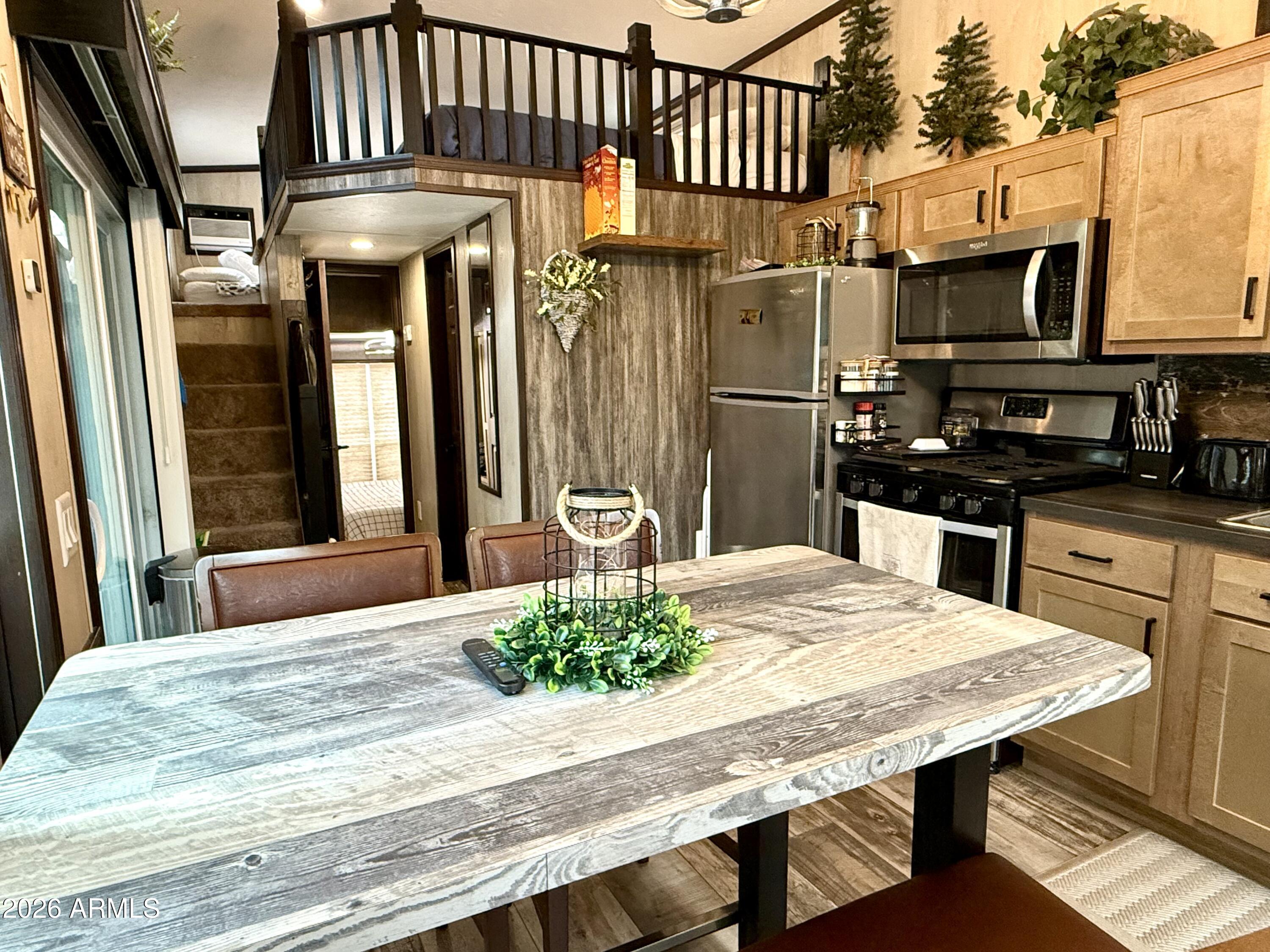 WHITE MOUNTAIN VACATION VILLAGE UNIT 2 - Residential
