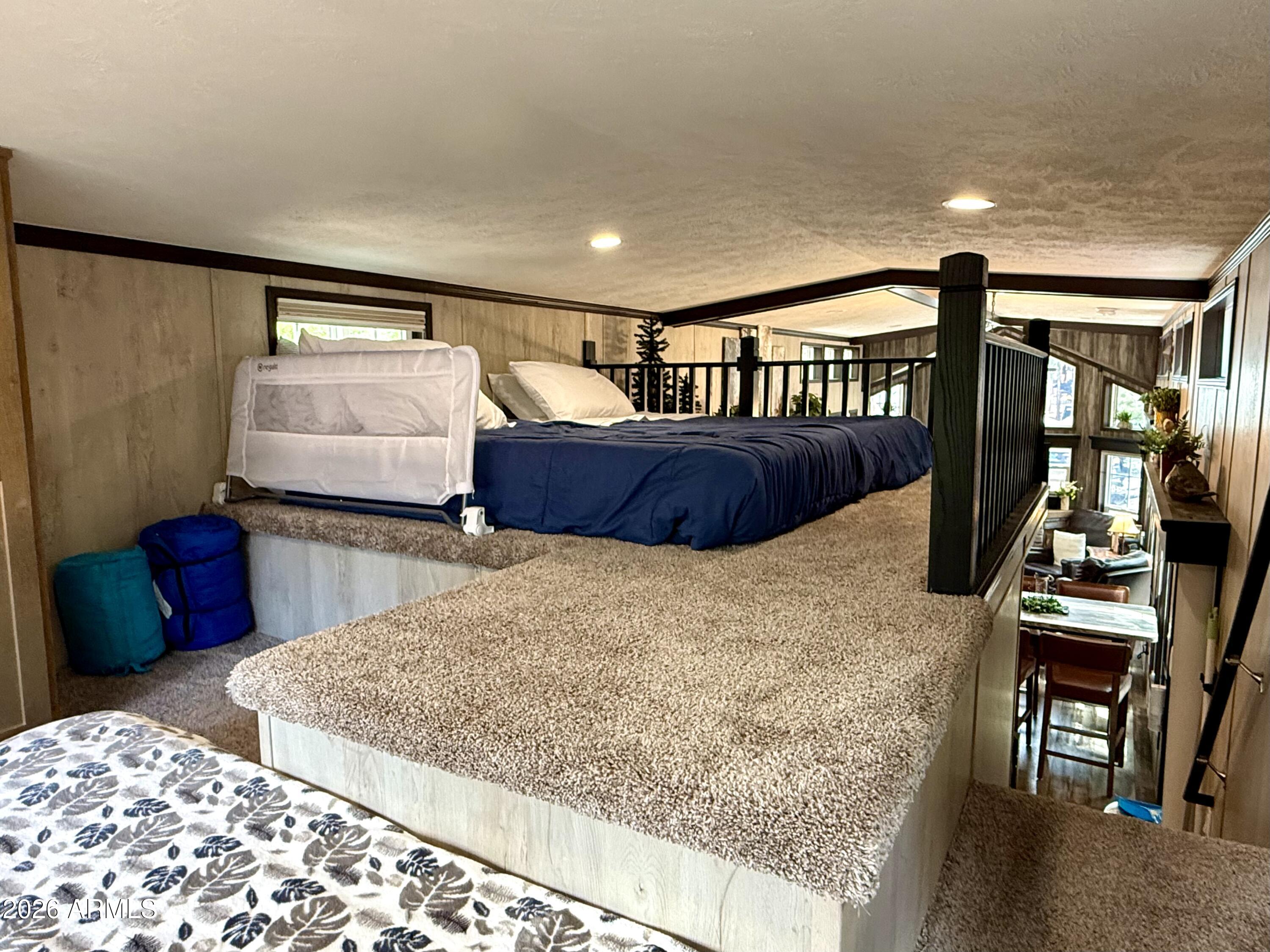 WHITE MOUNTAIN VACATION VILLAGE UNIT 2 - Residential
