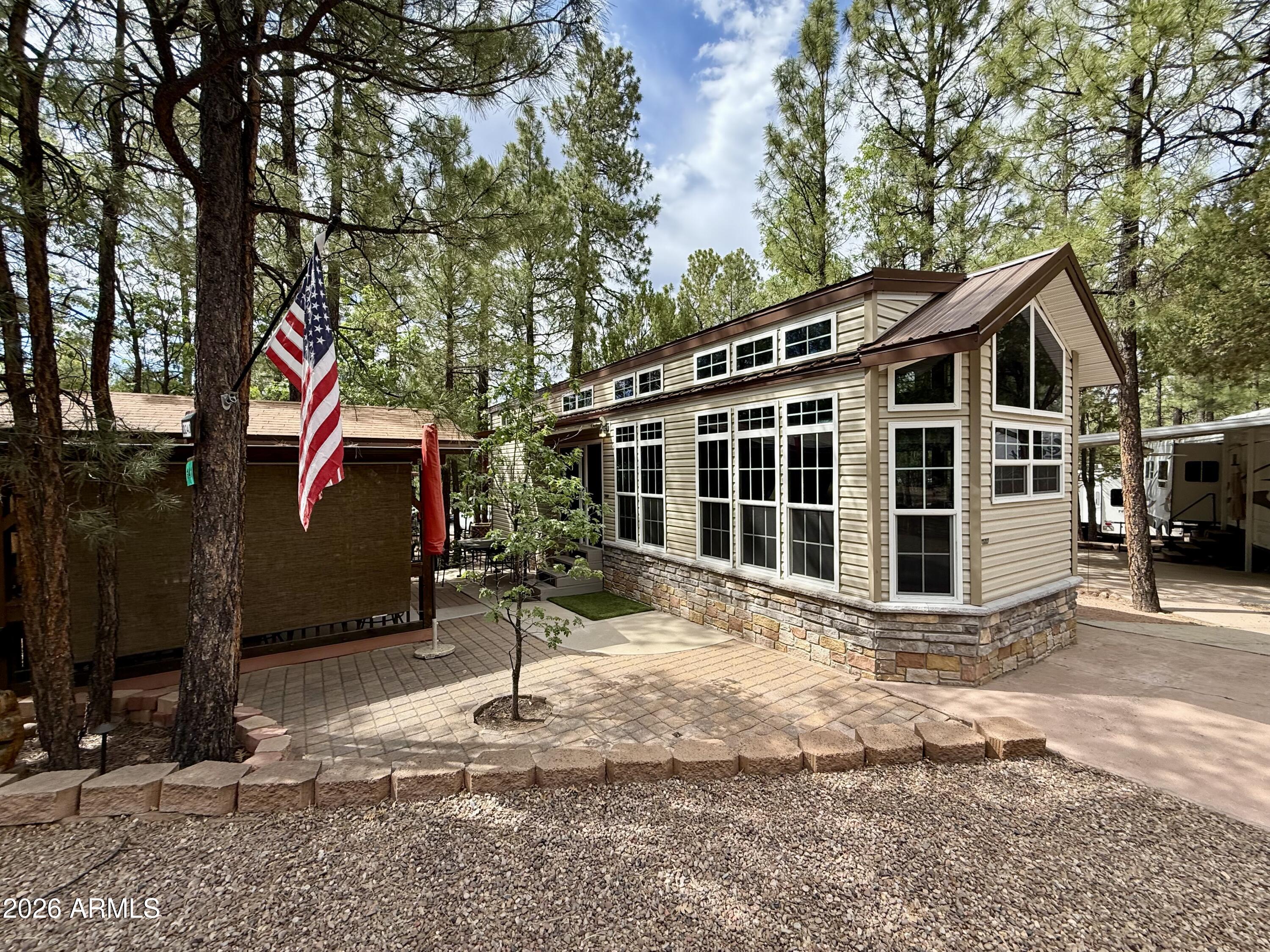 WHITE MOUNTAIN VACATION VILLAGE UNIT 2 - Residential