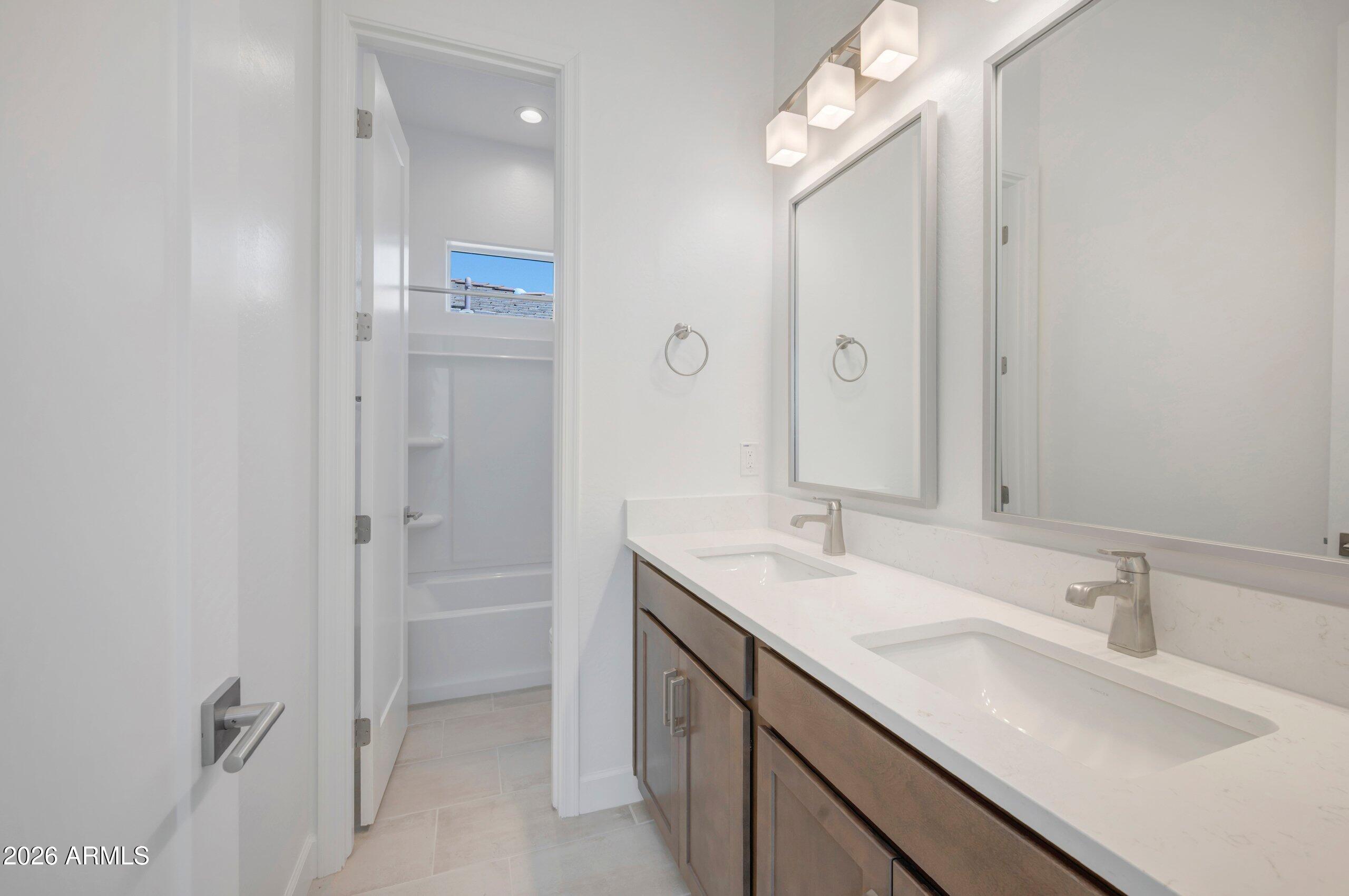 VERRADO REGENT HILLS PHASE 3A - Residential