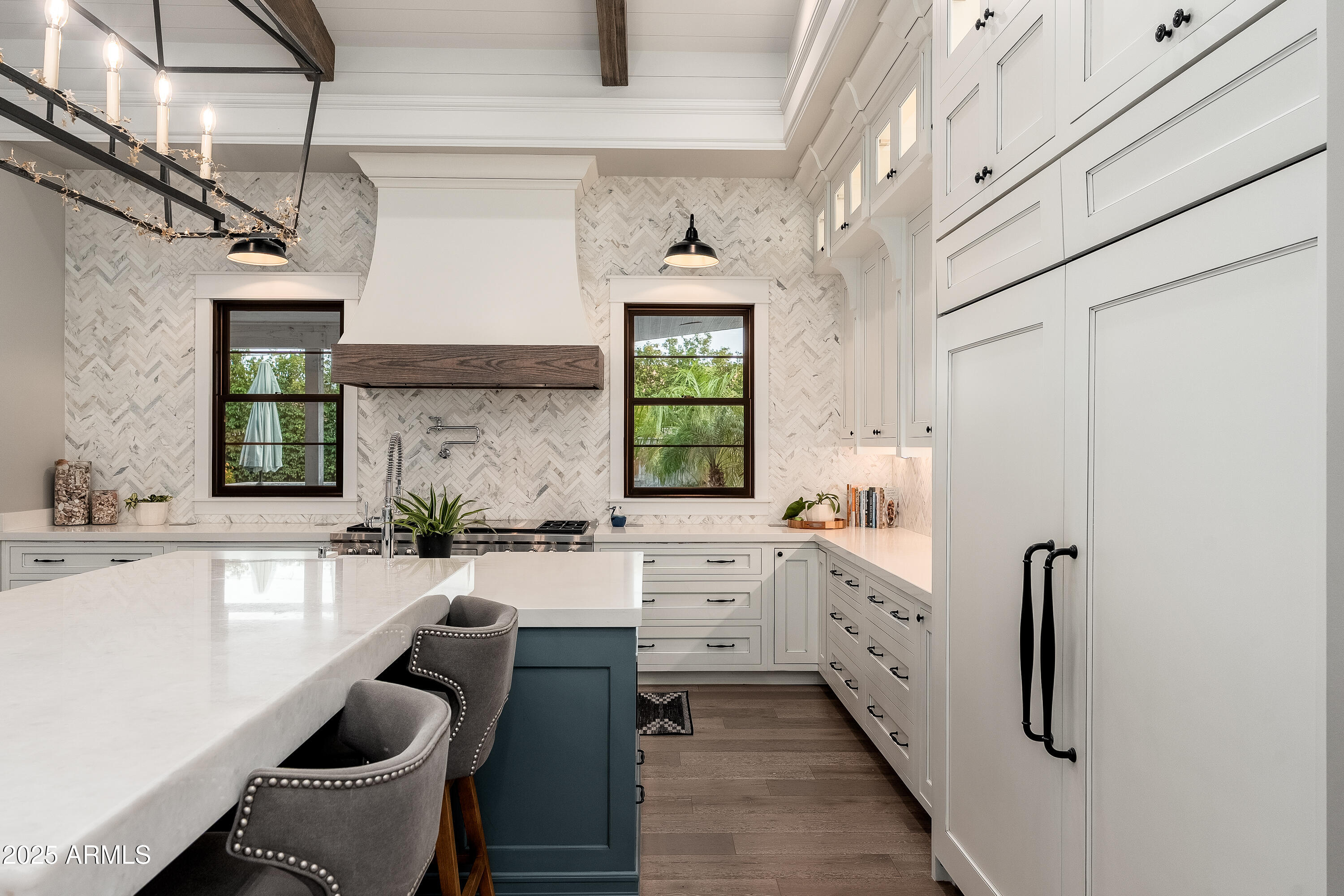 DEL RAY ESTATES - Residential