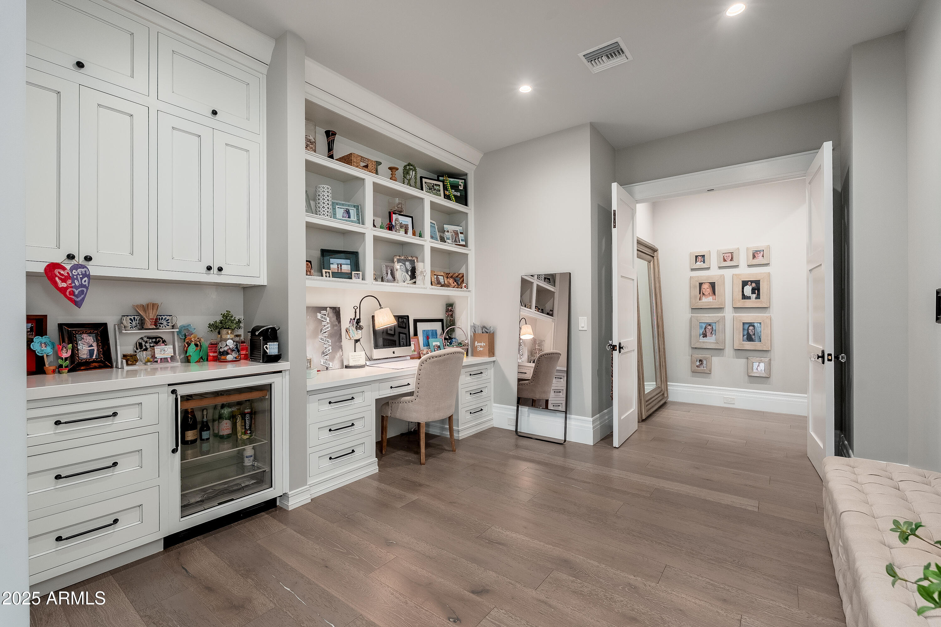 DEL RAY ESTATES - Residential