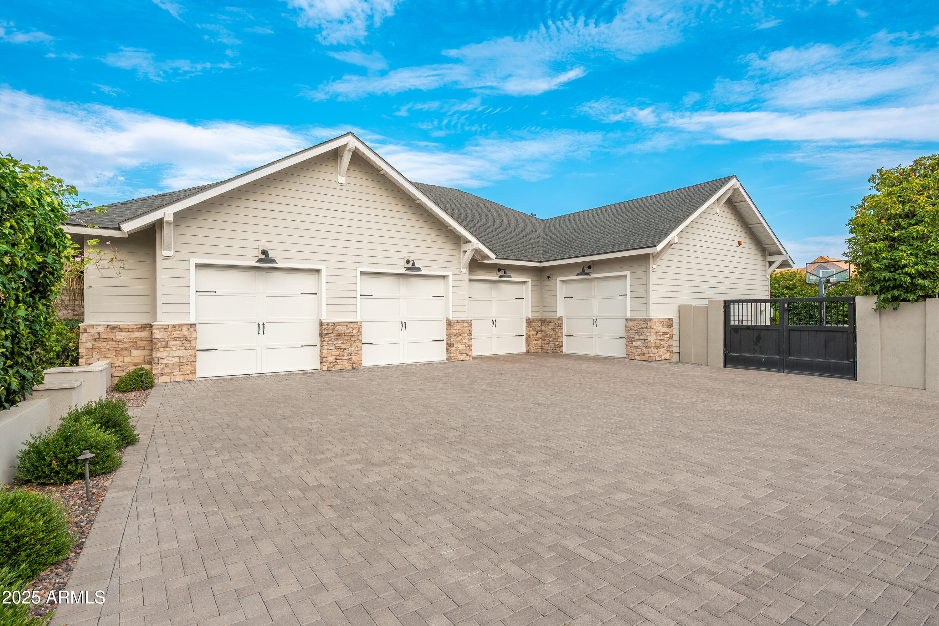 DEL RAY ESTATES - Residential