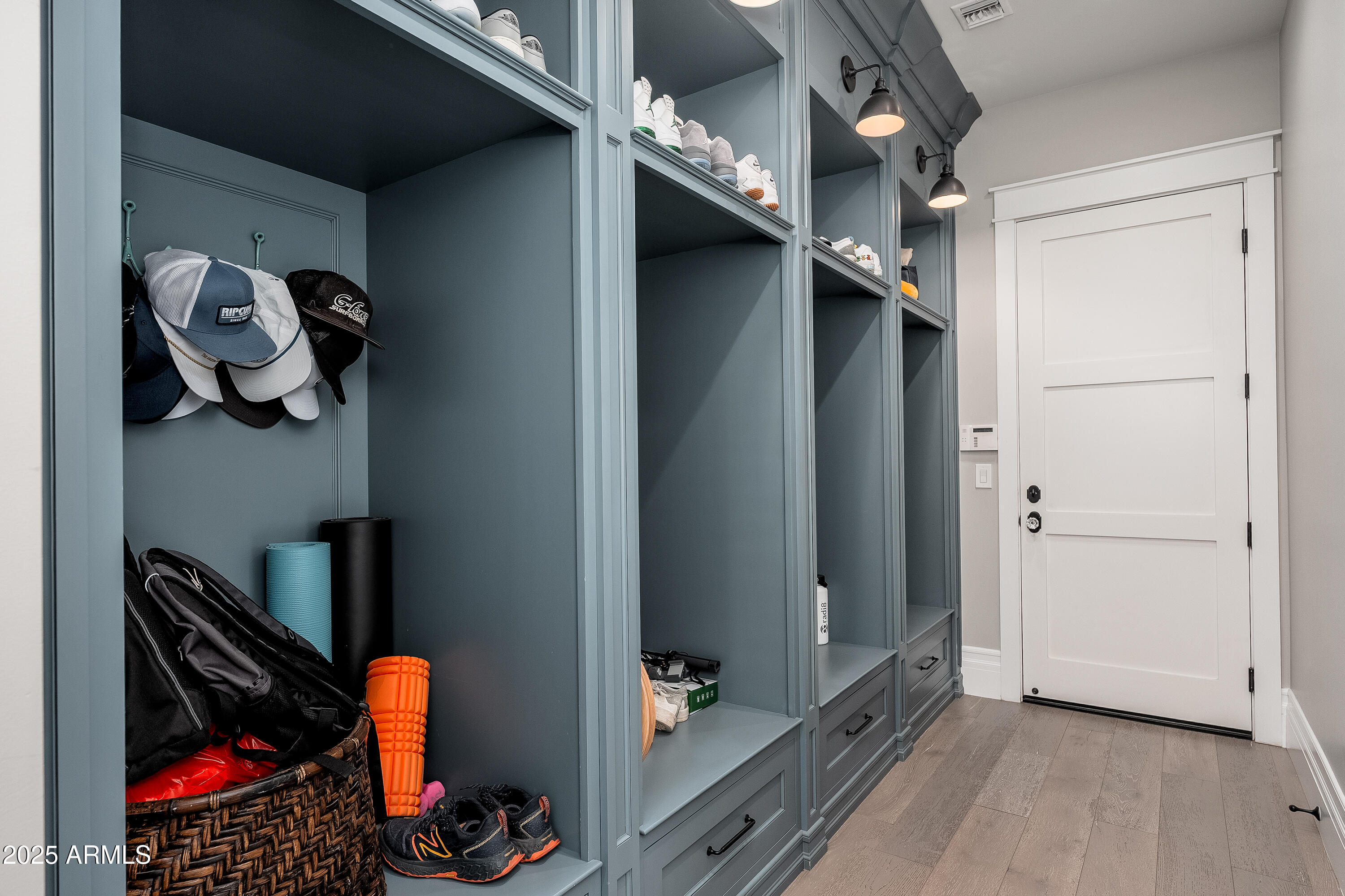 DEL RAY ESTATES - Residential