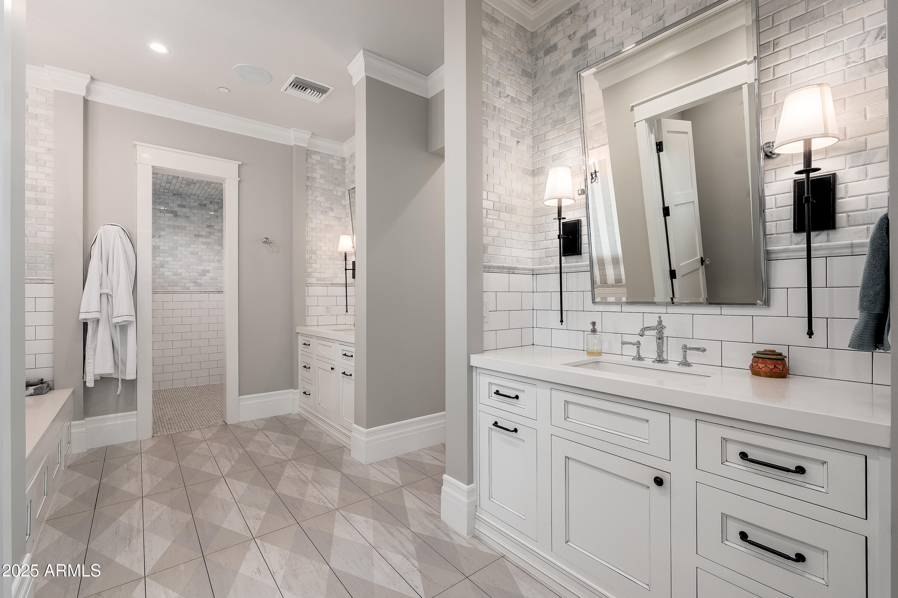DEL RAY ESTATES - Residential