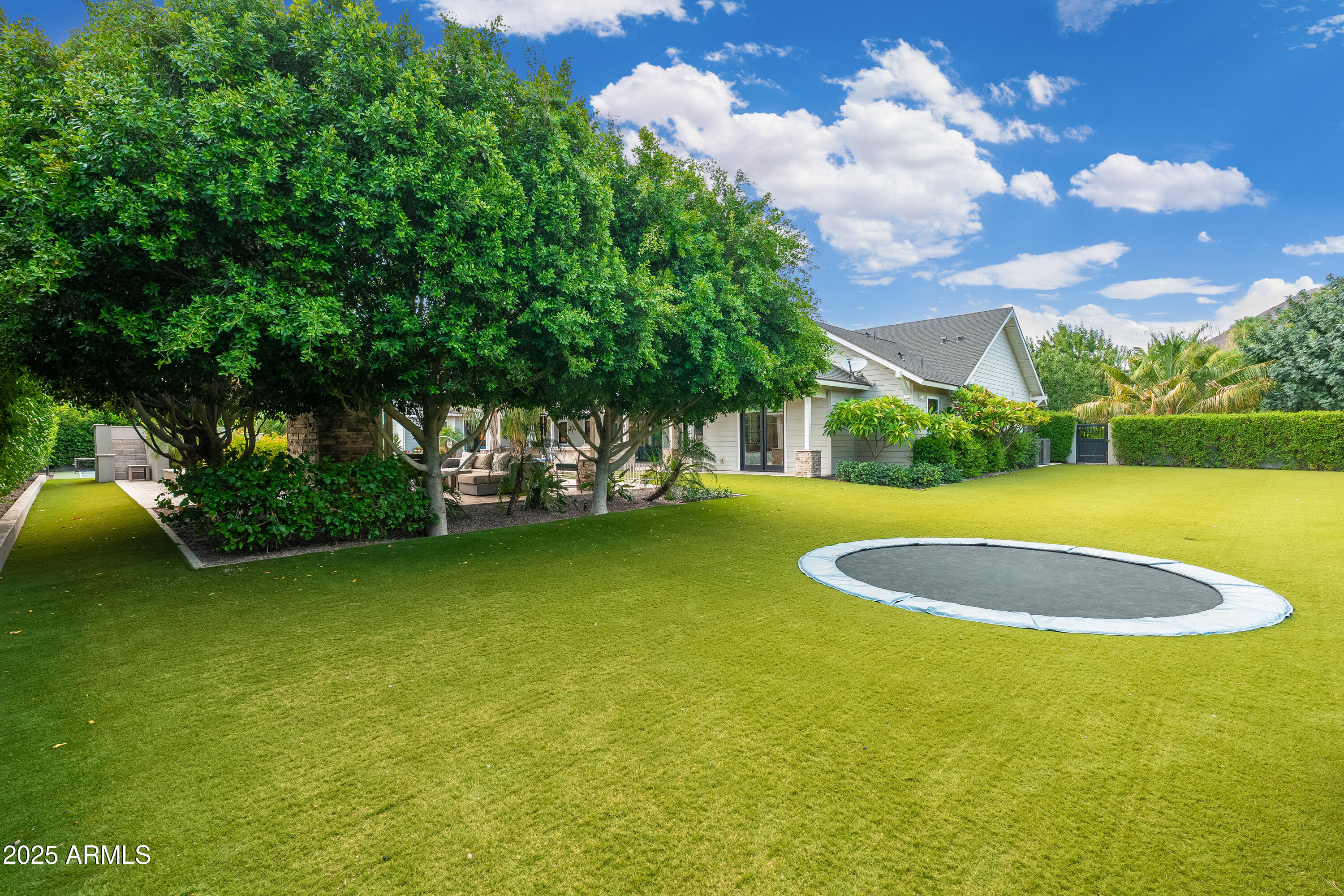 DEL RAY ESTATES - Residential