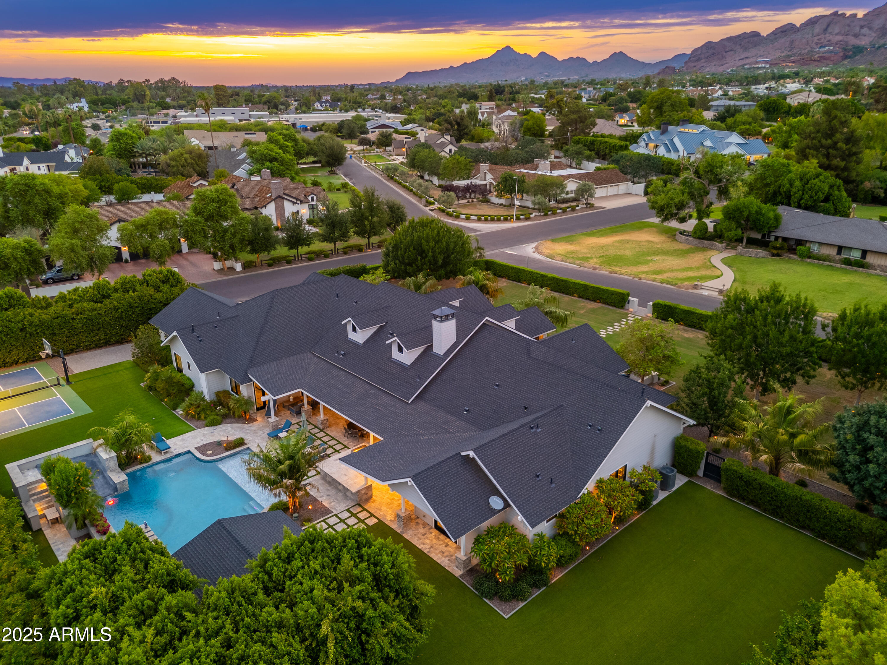 DEL RAY ESTATES - Residential
