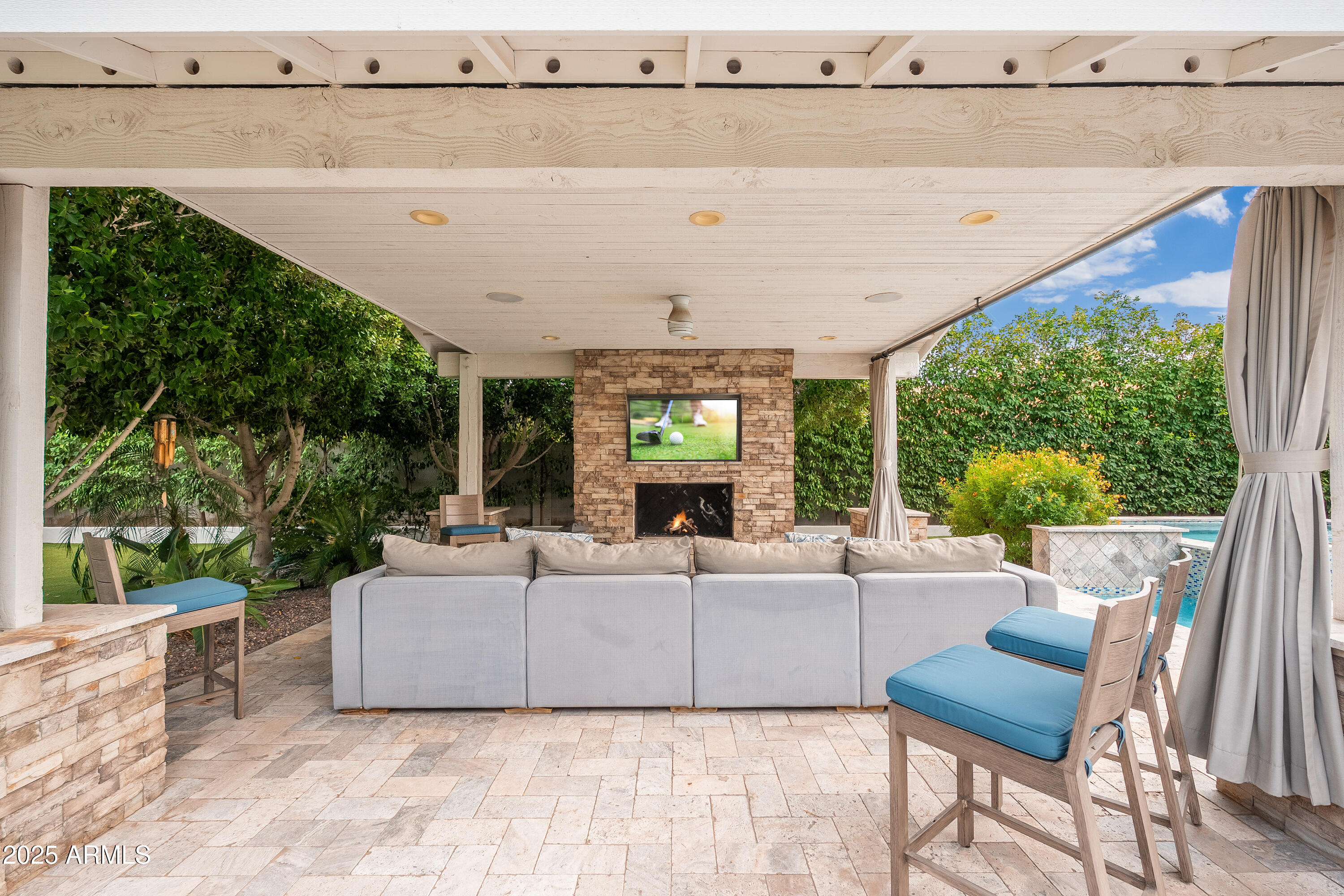 DEL RAY ESTATES - Residential