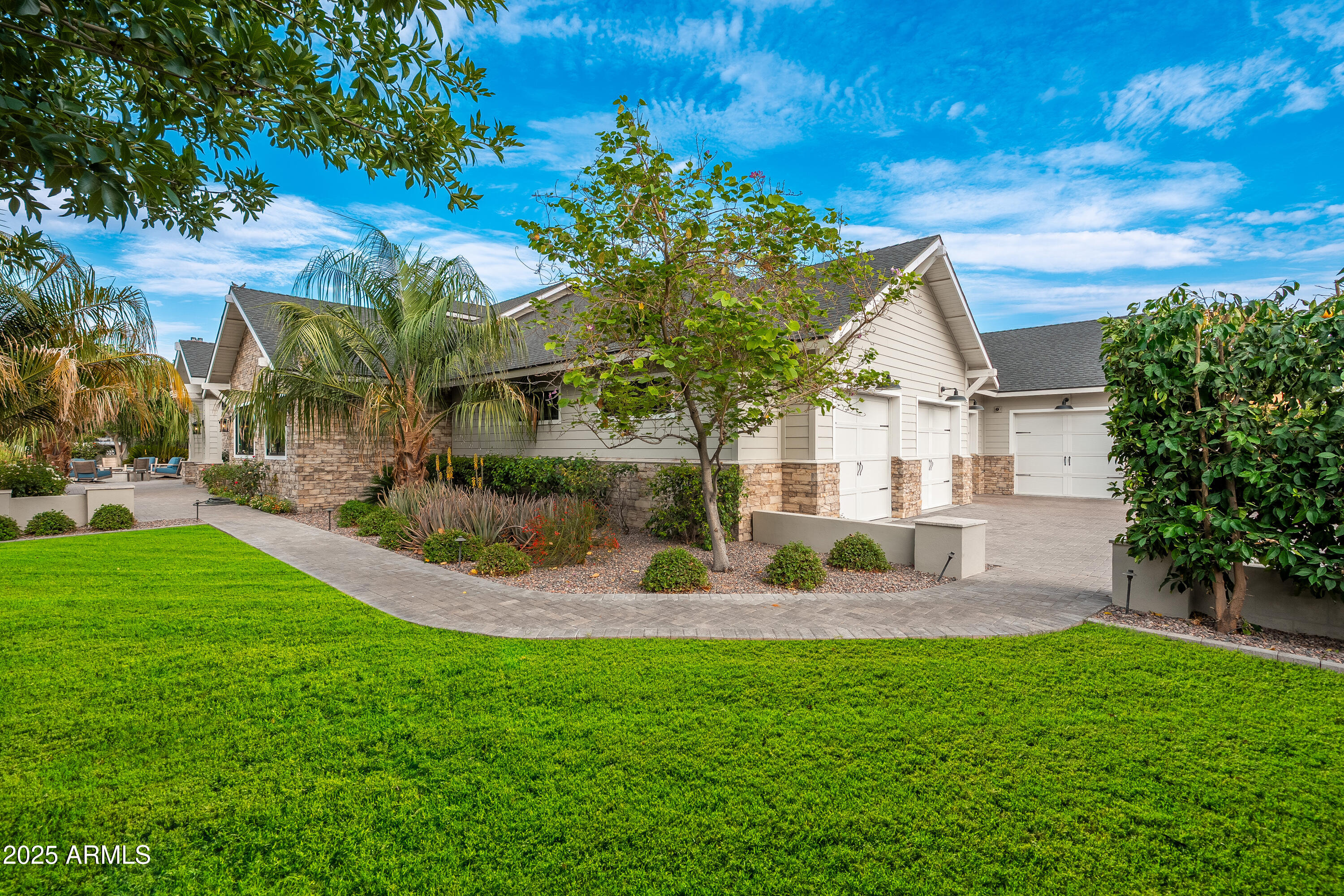 DEL RAY ESTATES - Residential