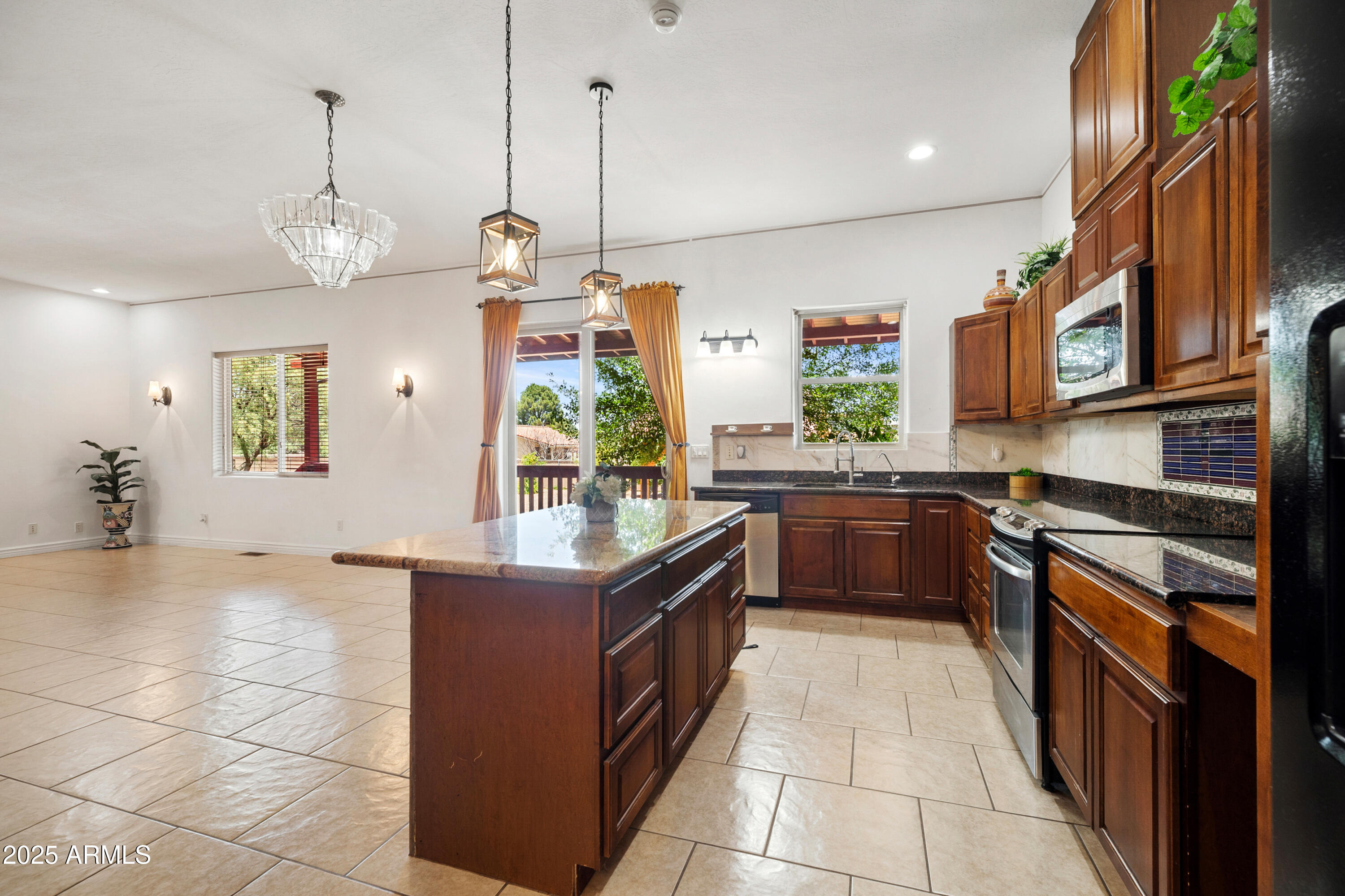 COUNTRY ESTATES UNIT 3 - Residential