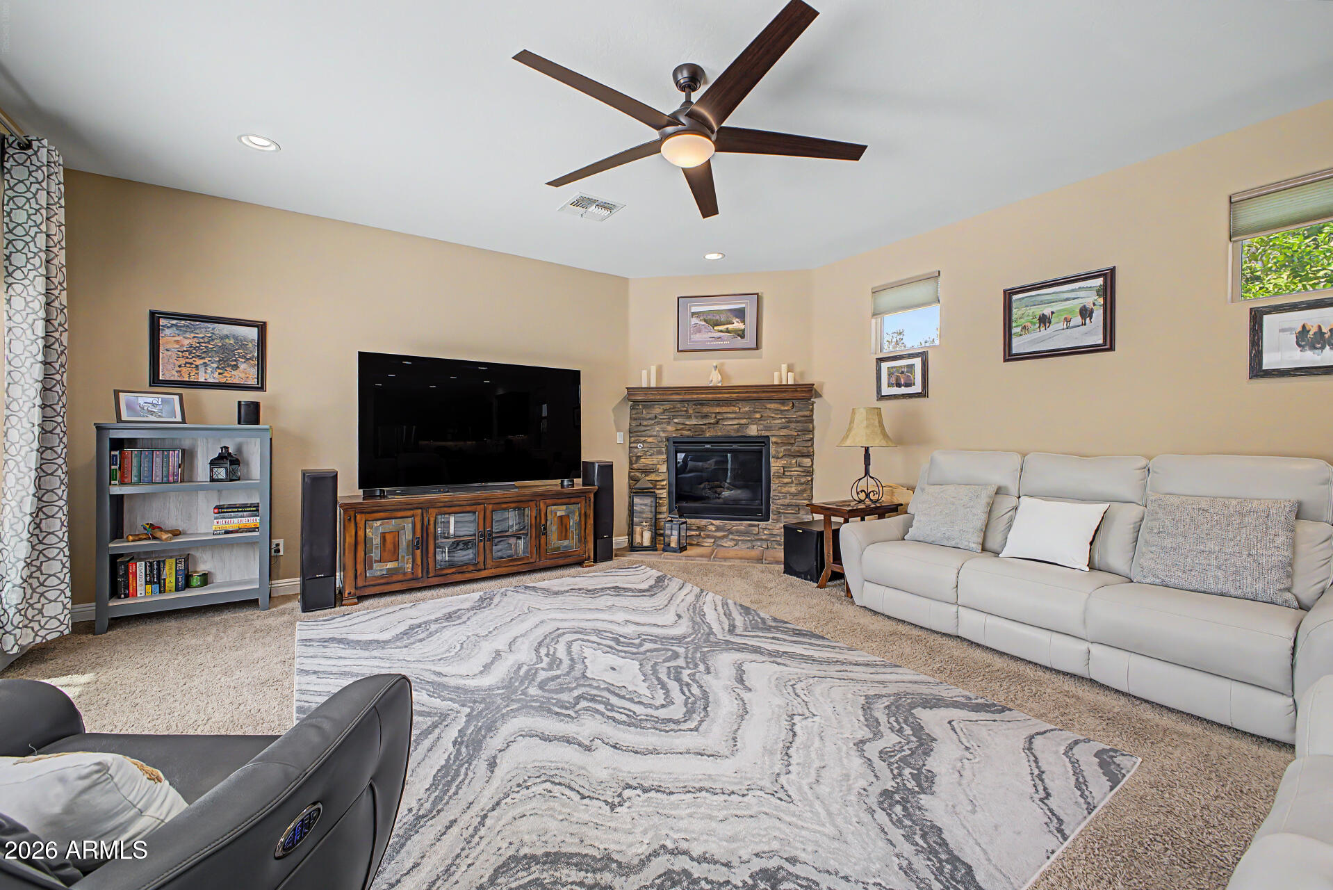 LUCIA AT QUEEN CREEK - Residential