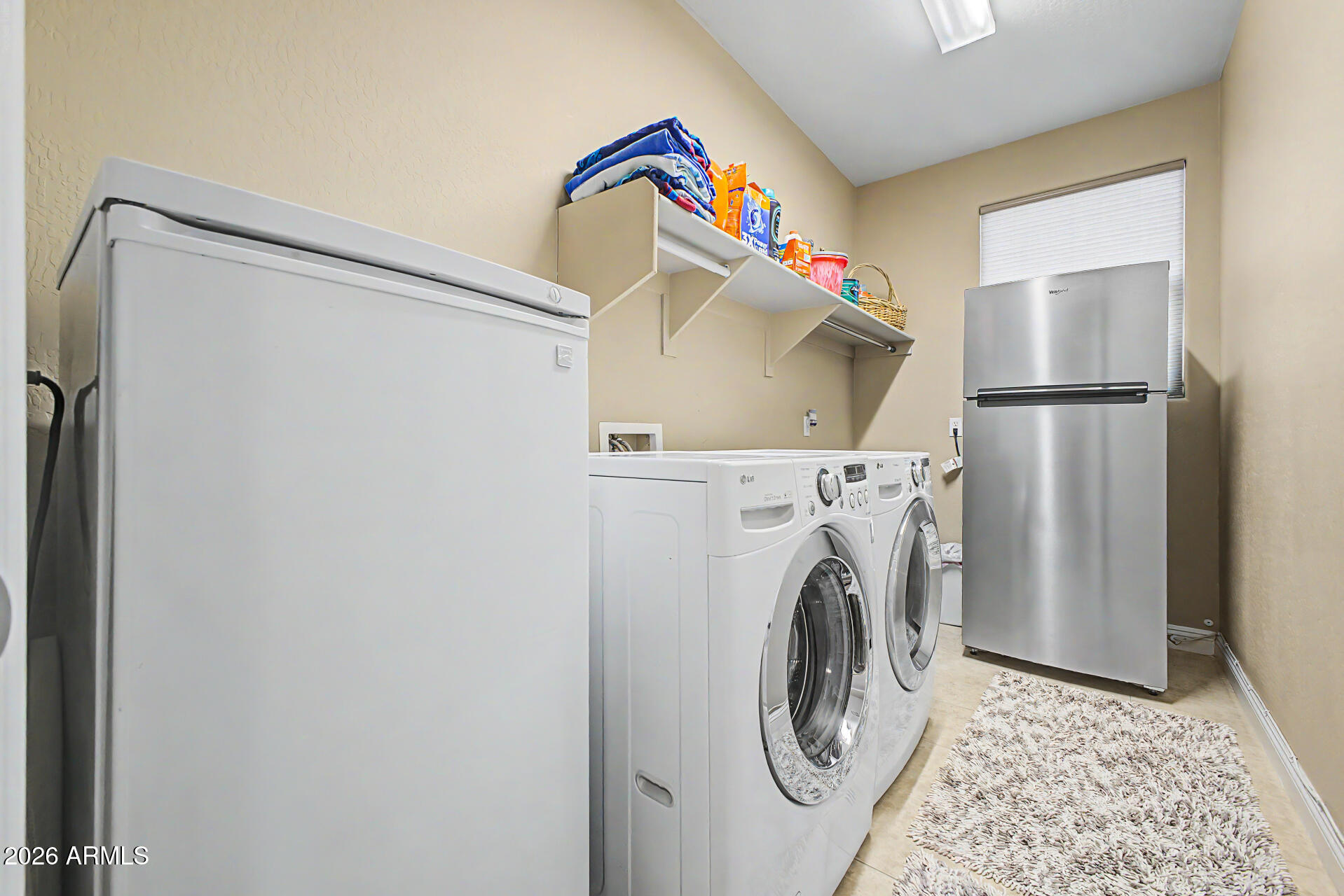 LUCIA AT QUEEN CREEK - Residential