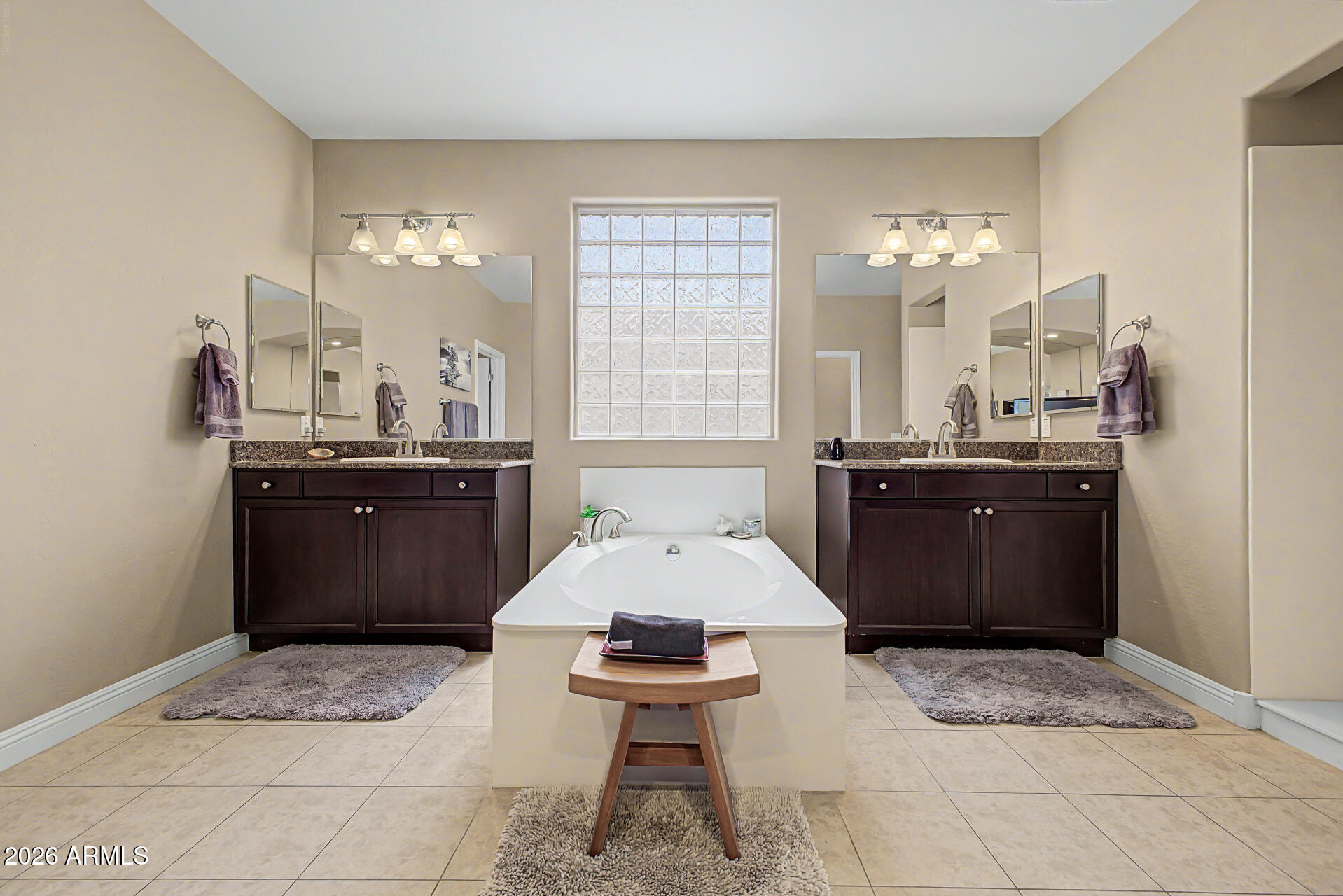 LUCIA AT QUEEN CREEK - Residential
