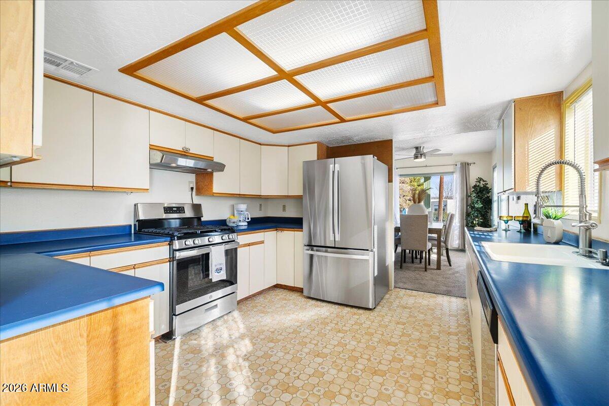 HOPKINS RANCH UNIT 1 - Commercial Sale
