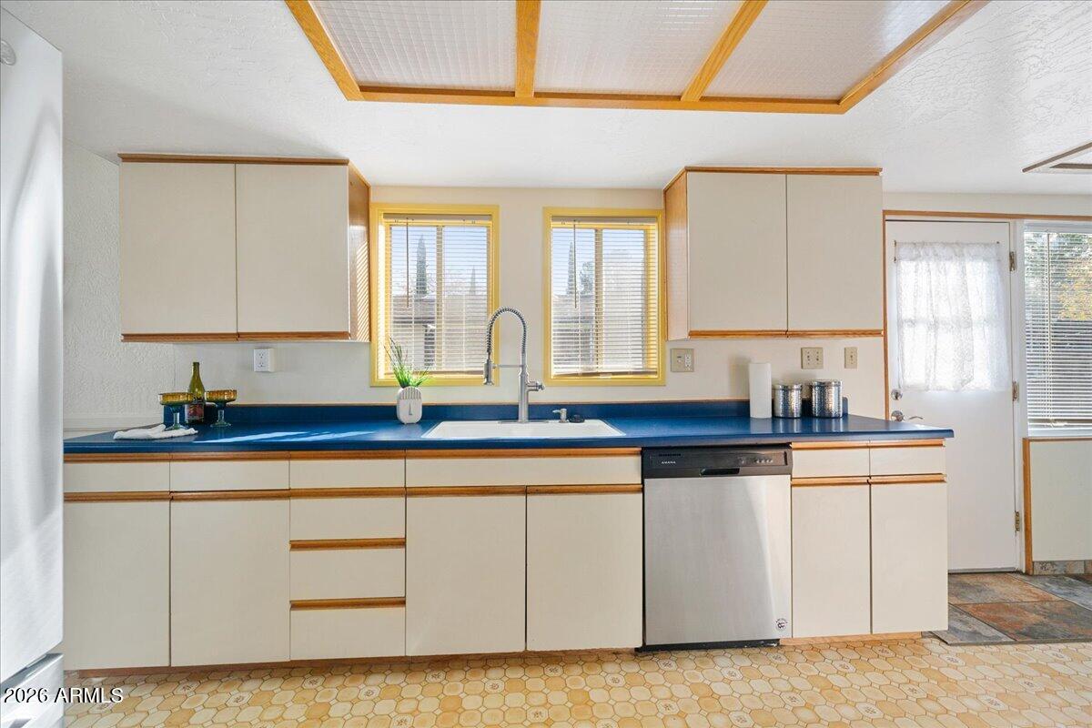 HOPKINS RANCH UNIT 1 - Commercial Sale