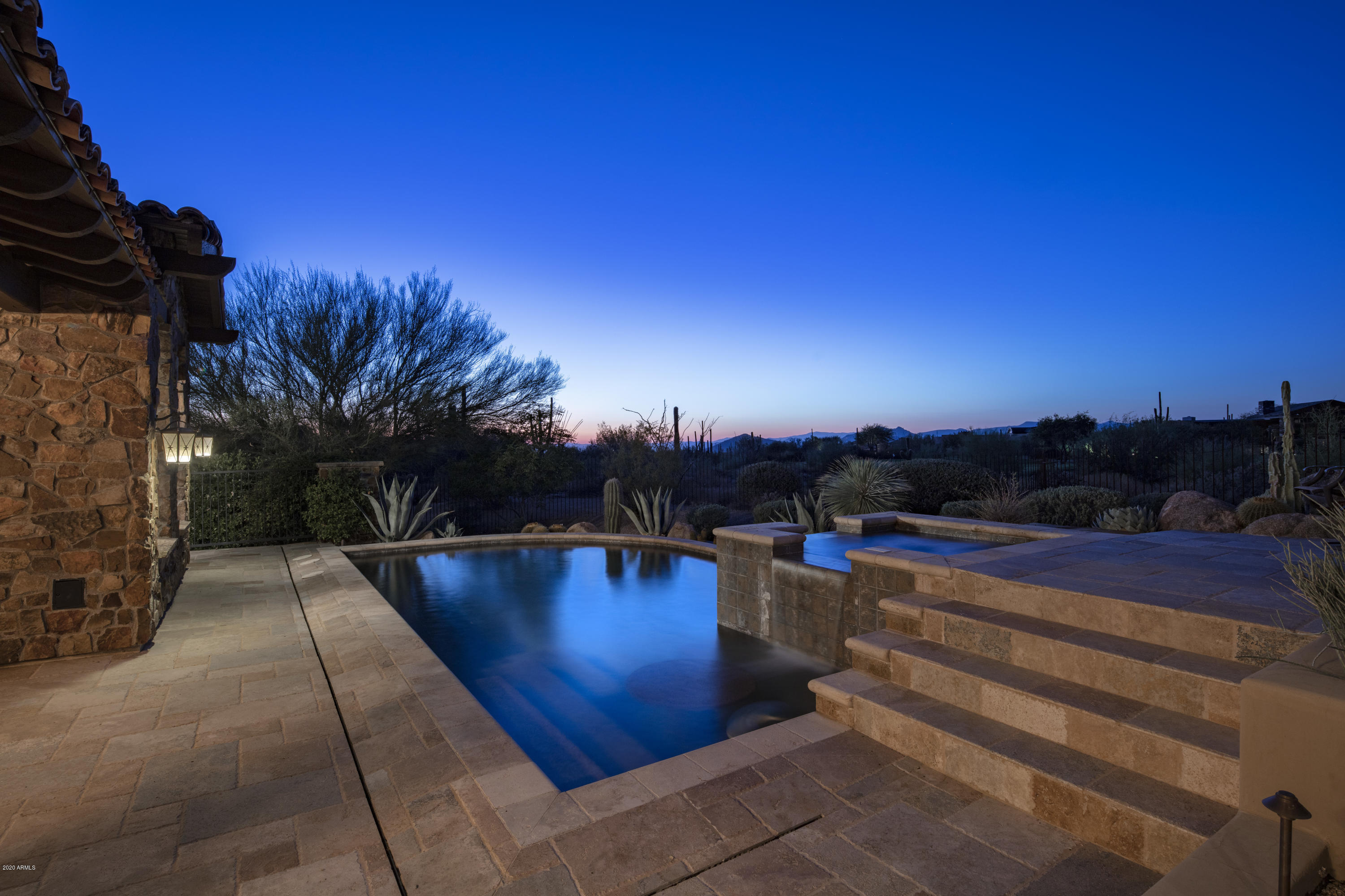 ESTANCIA - Residential