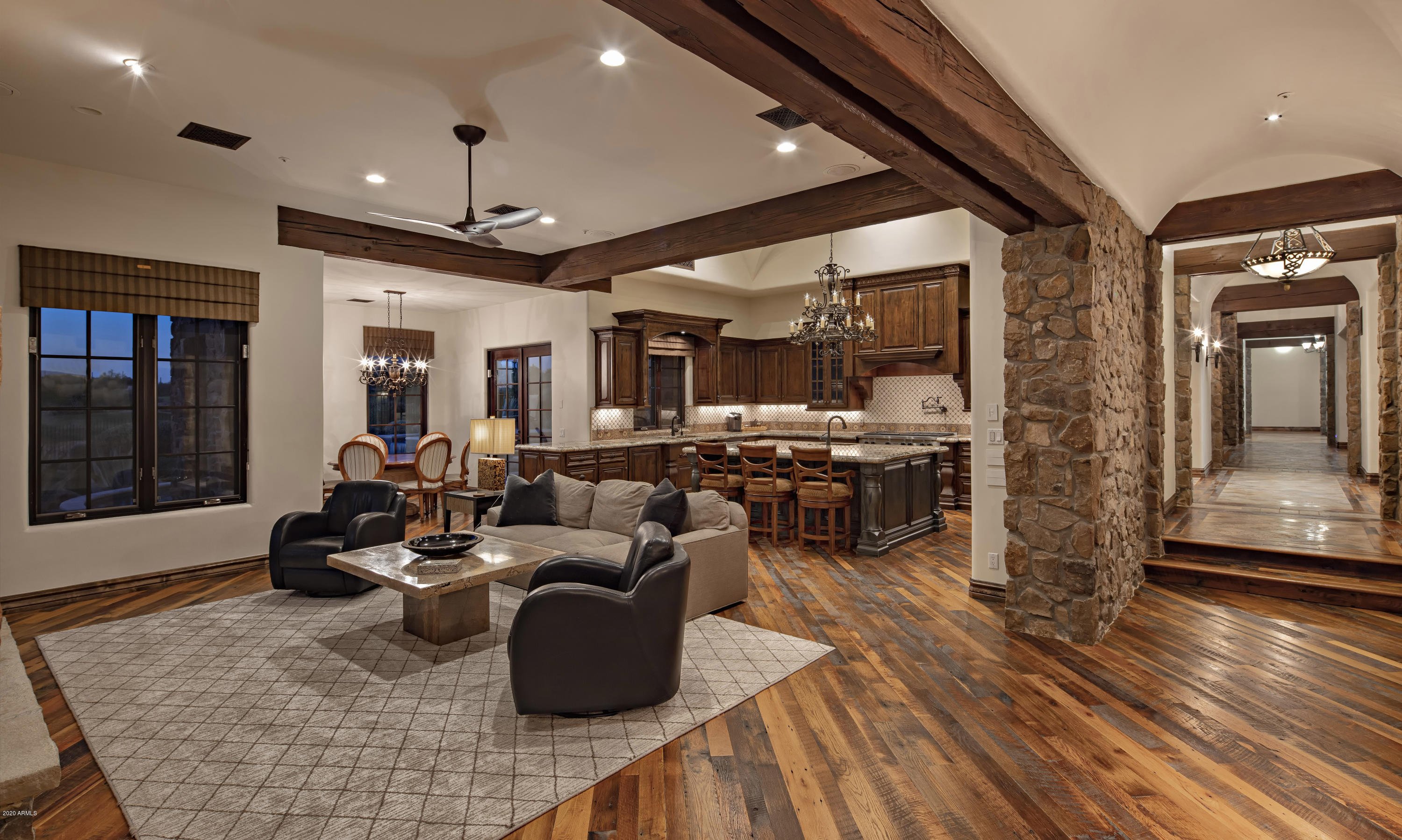 ESTANCIA - Residential