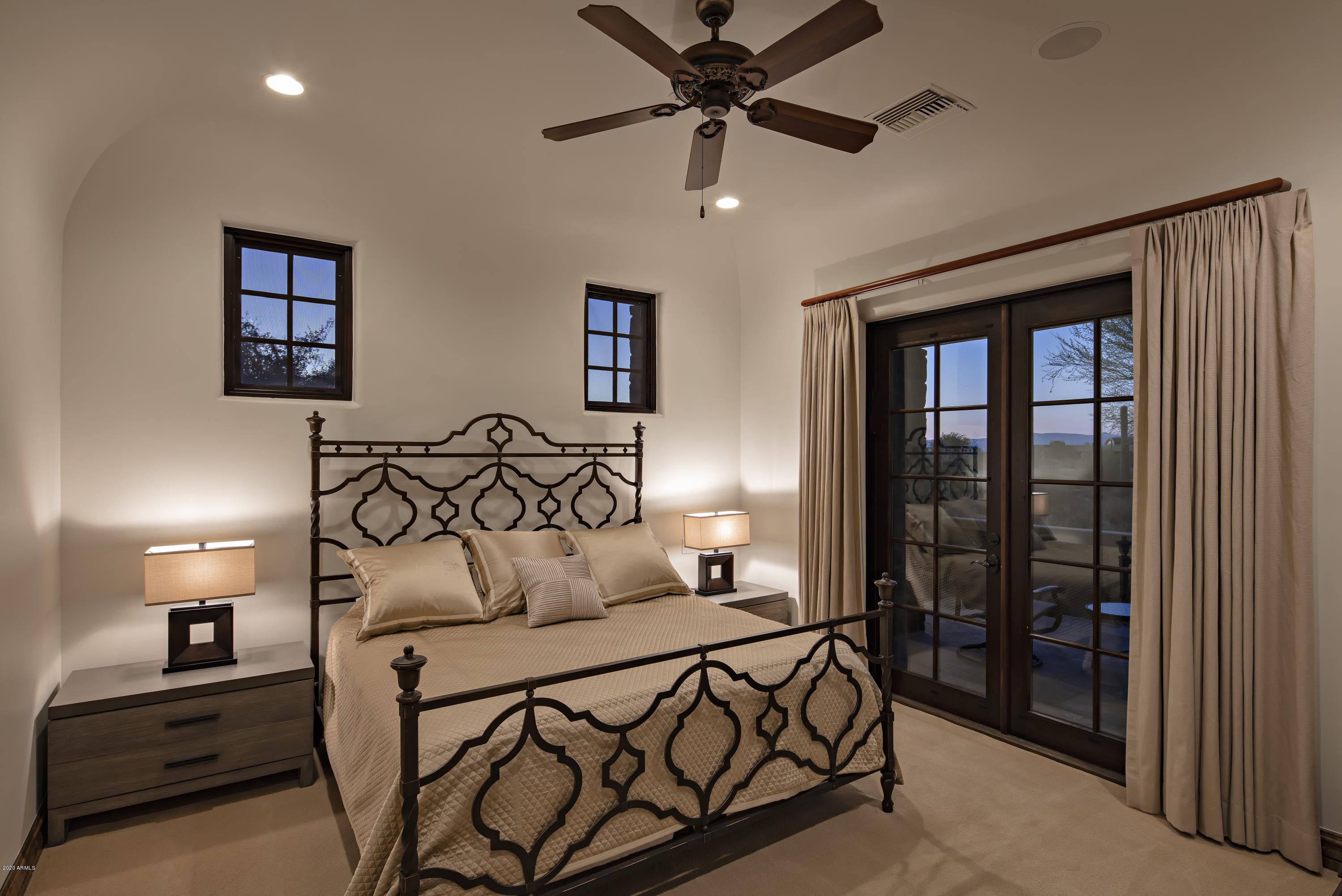 ESTANCIA - Residential