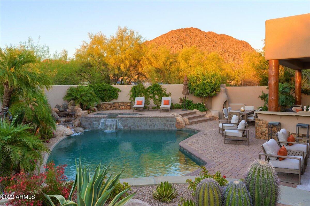 Desert Highlands - Residential